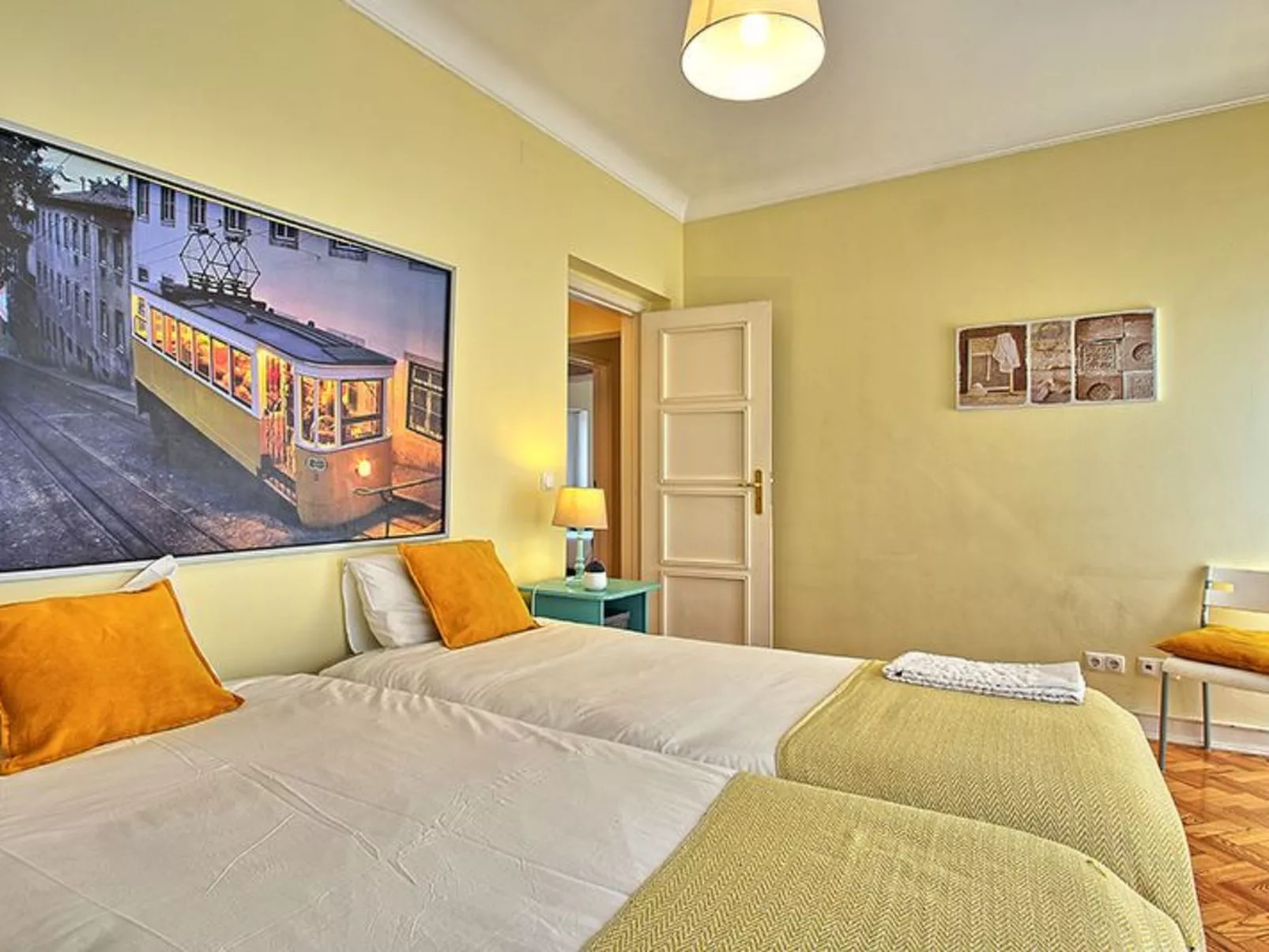 Admiral 2-Image-tags.info