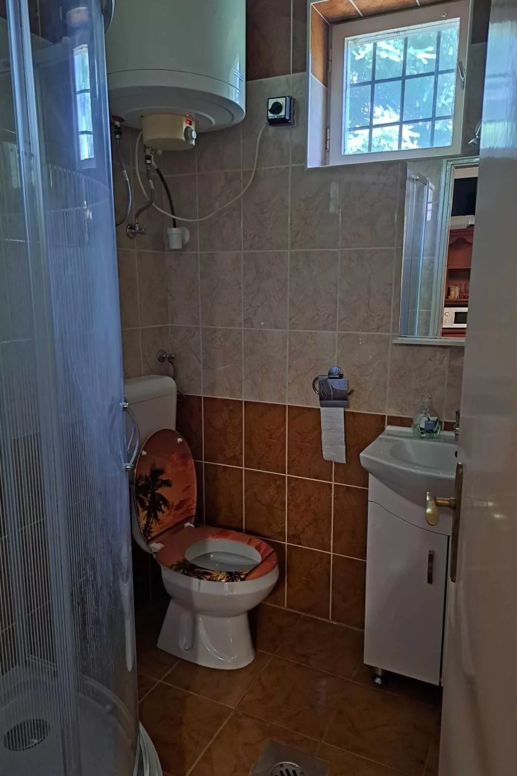 Mit eigenem Parkplatz-Binnen