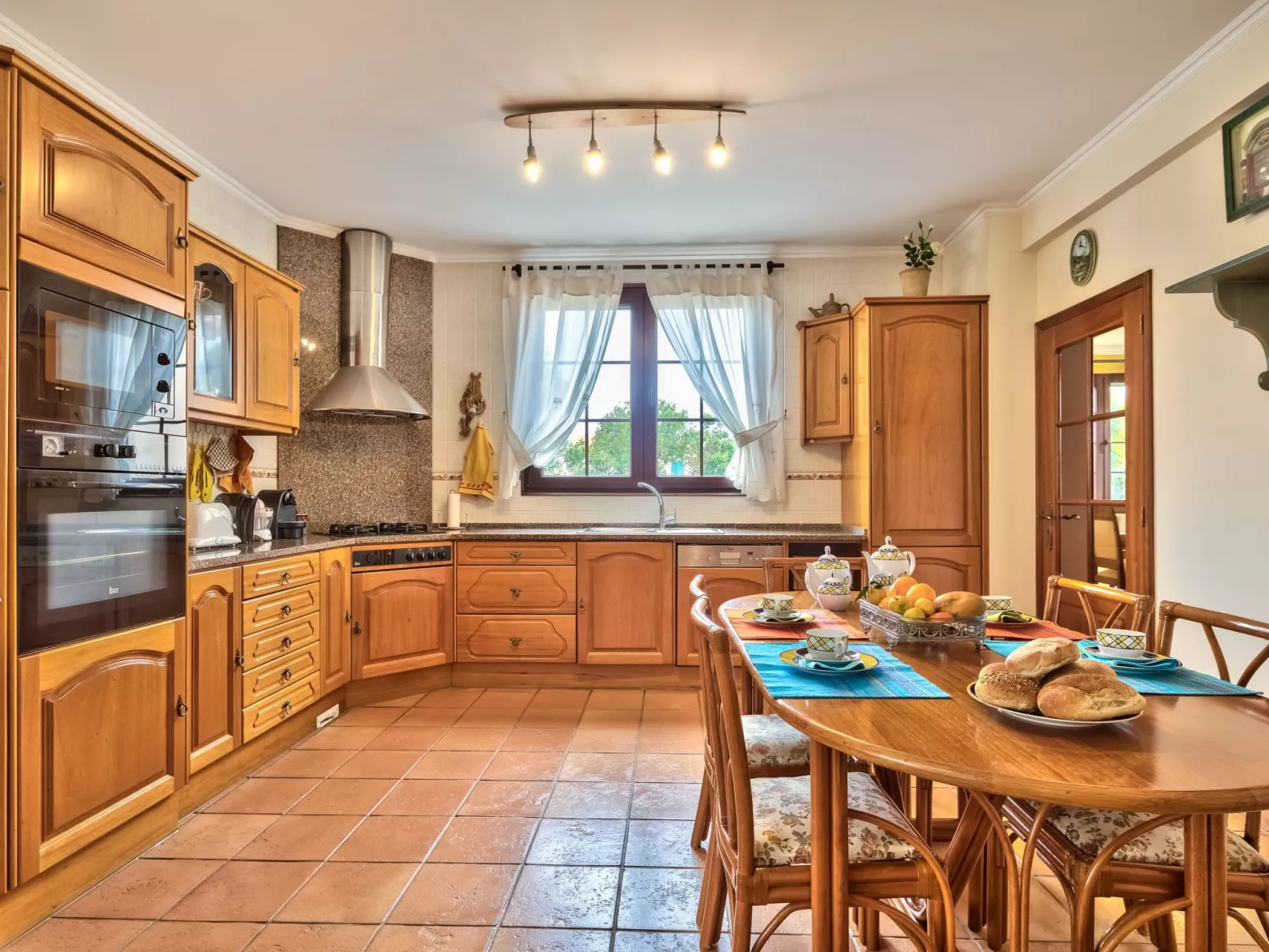 Königliche Villa Amores-Binnen