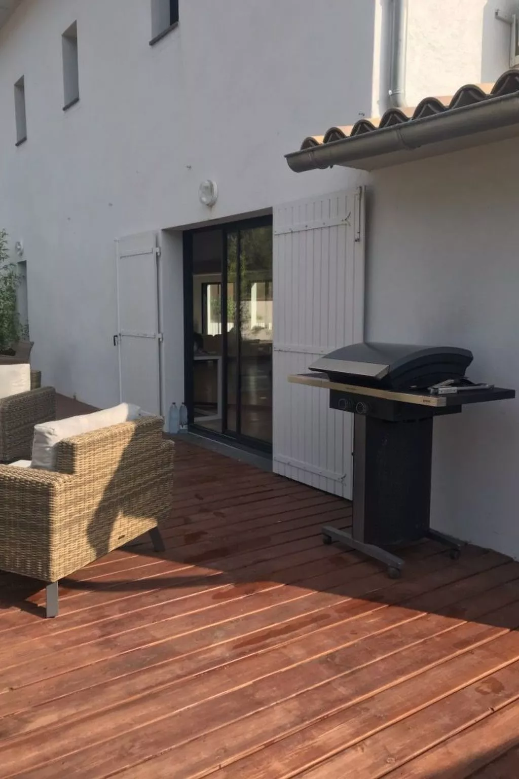 Villa mit Garten, Grill und Terrasse-Image-tags.info