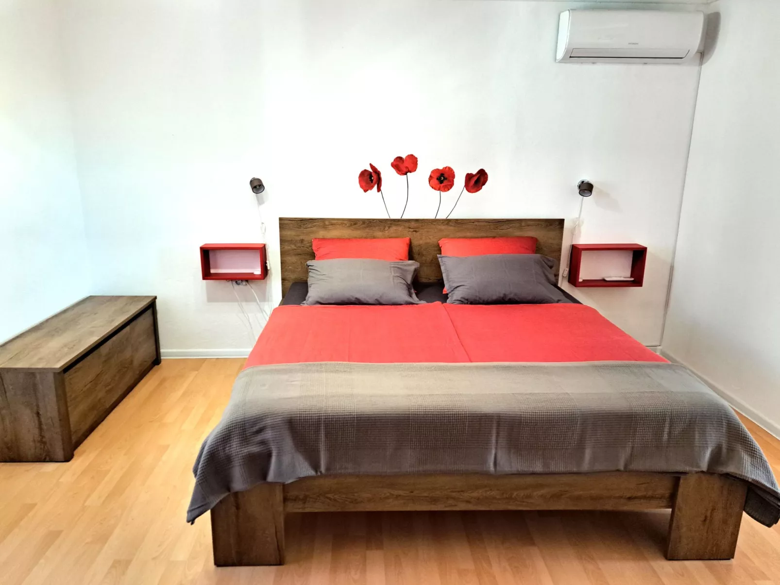 Haus Mirelia für zwei Personen mit Garten-Binnen