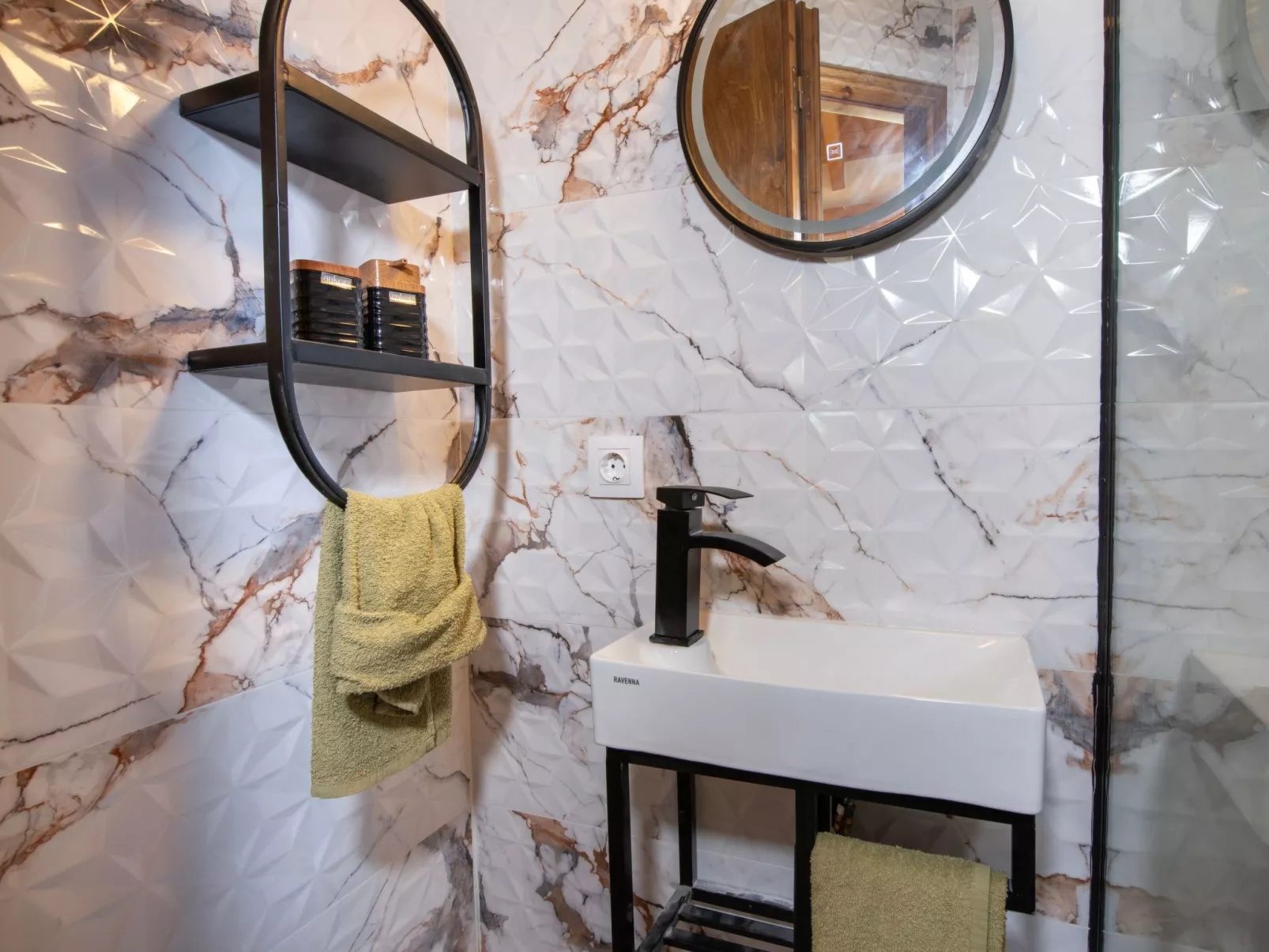 Geroulios Kastro Villa II"Free"Beheizter Pool, Whirlpool-Binnen