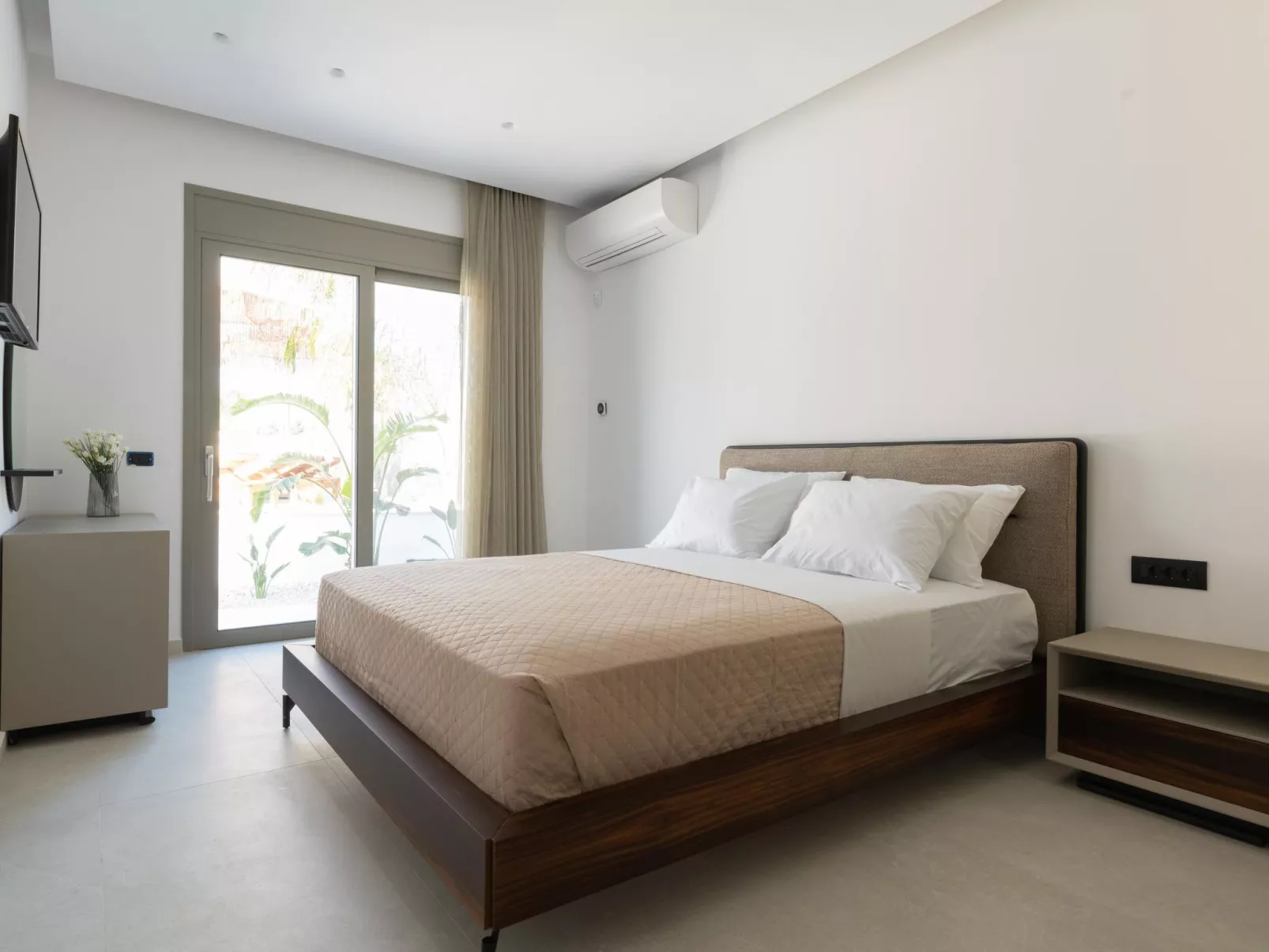 Golf Beach Villa in der Nähe von Afantou Beach-Binnen