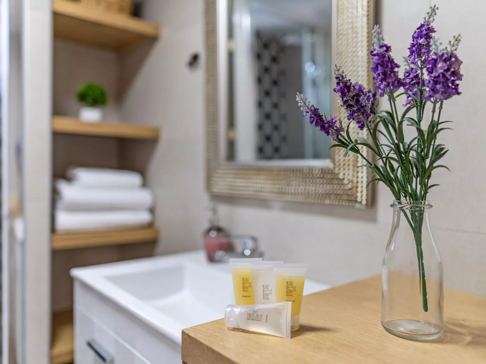 Tres Jolie Stylish Cityheart Wohnung-Binnen