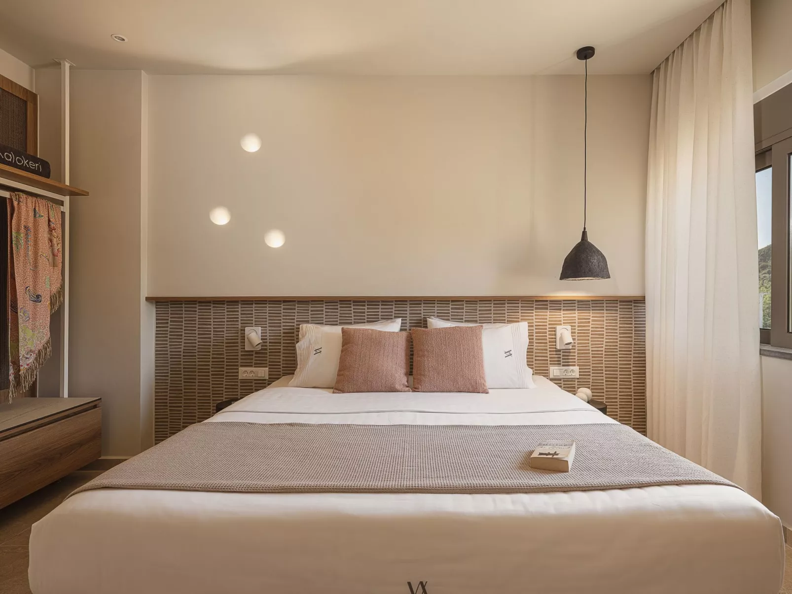 Villa Agali - ''Freier'' beheizter Pool, 70m zum Meer-Binnen