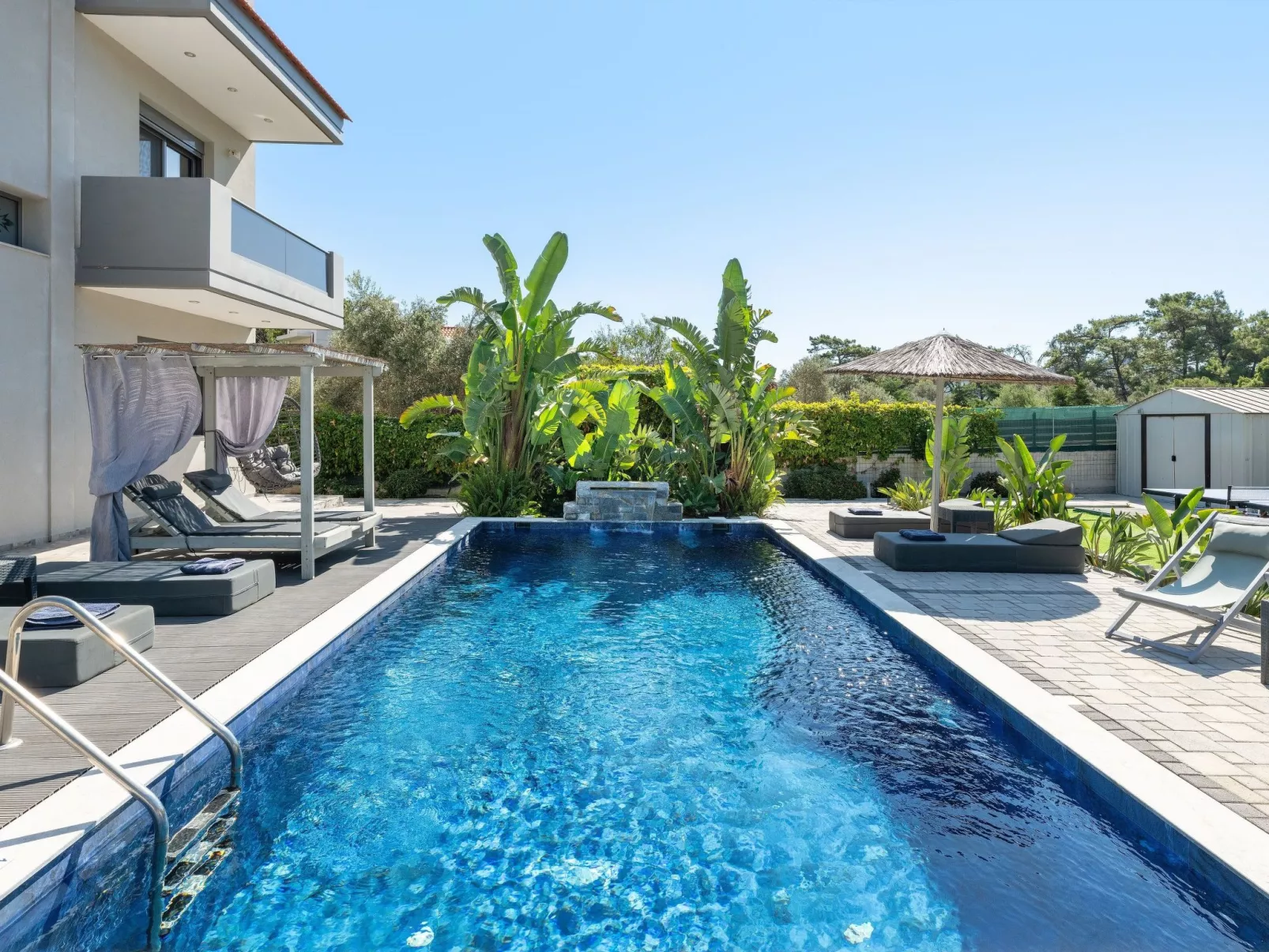 Versteckte Villa-Binnen