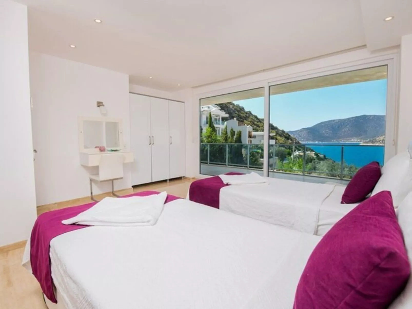 6 Personen nähe Strand-Binnen