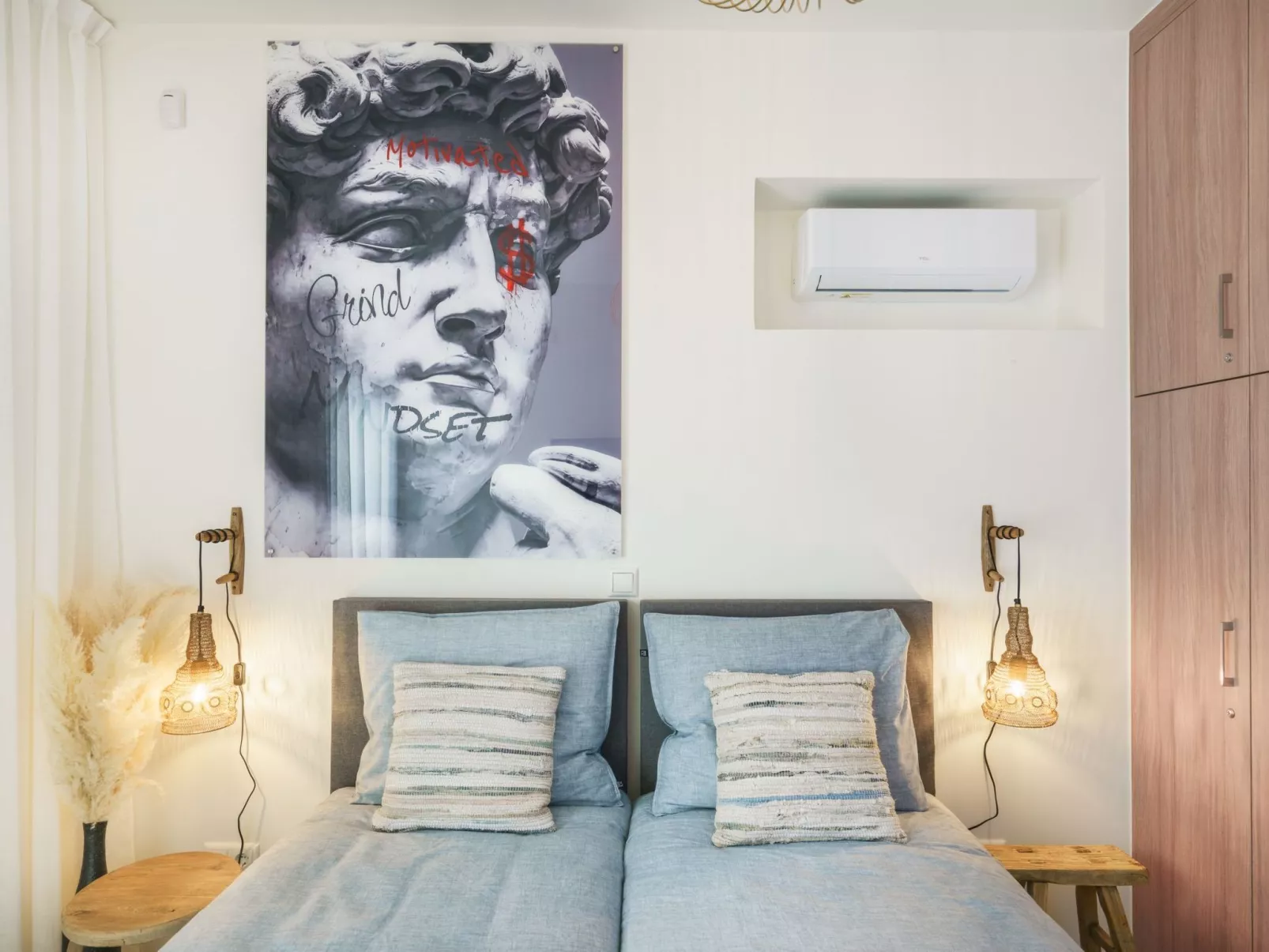 Neu gebaute Villa mit privatem Pool und BBQ-Binnen