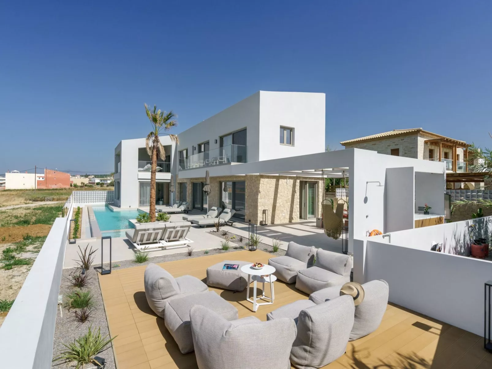 Villa am Strand, beheizter Pool, Playarea, Whirlpool-Binnen