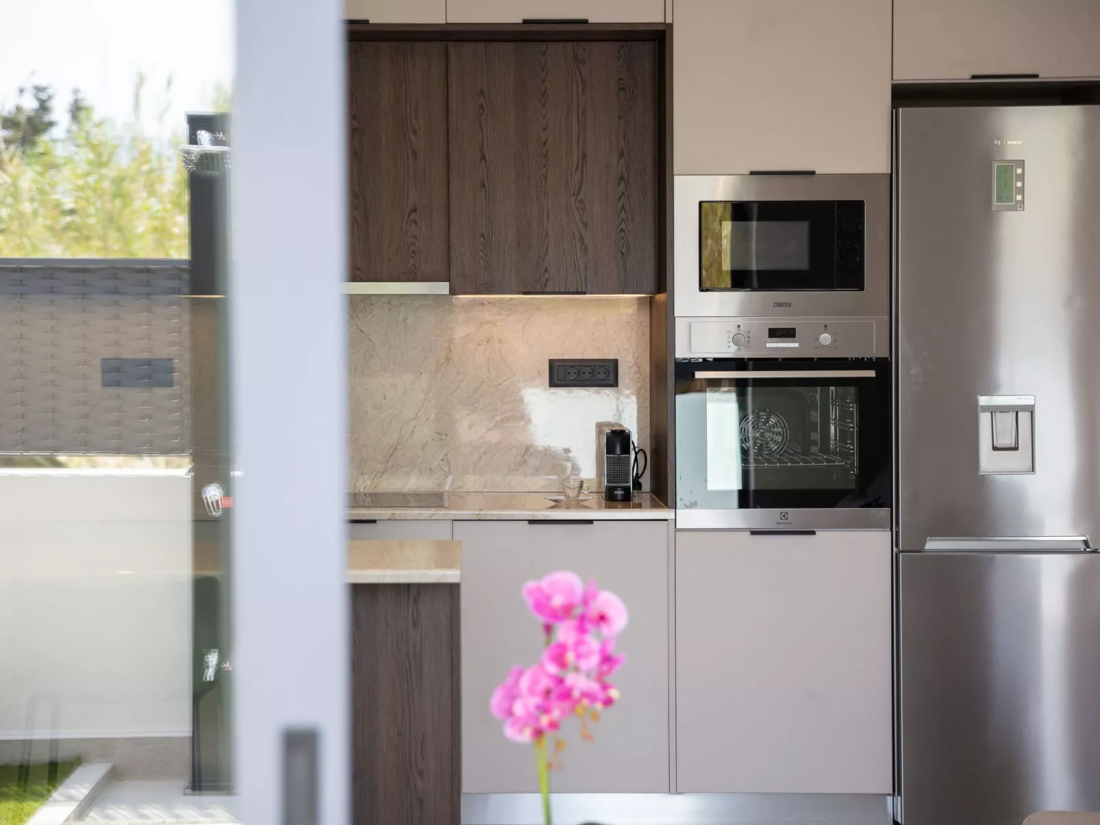 VillaSaints I - Pool und BBQ, Spaziergang zum Strand-Binnen