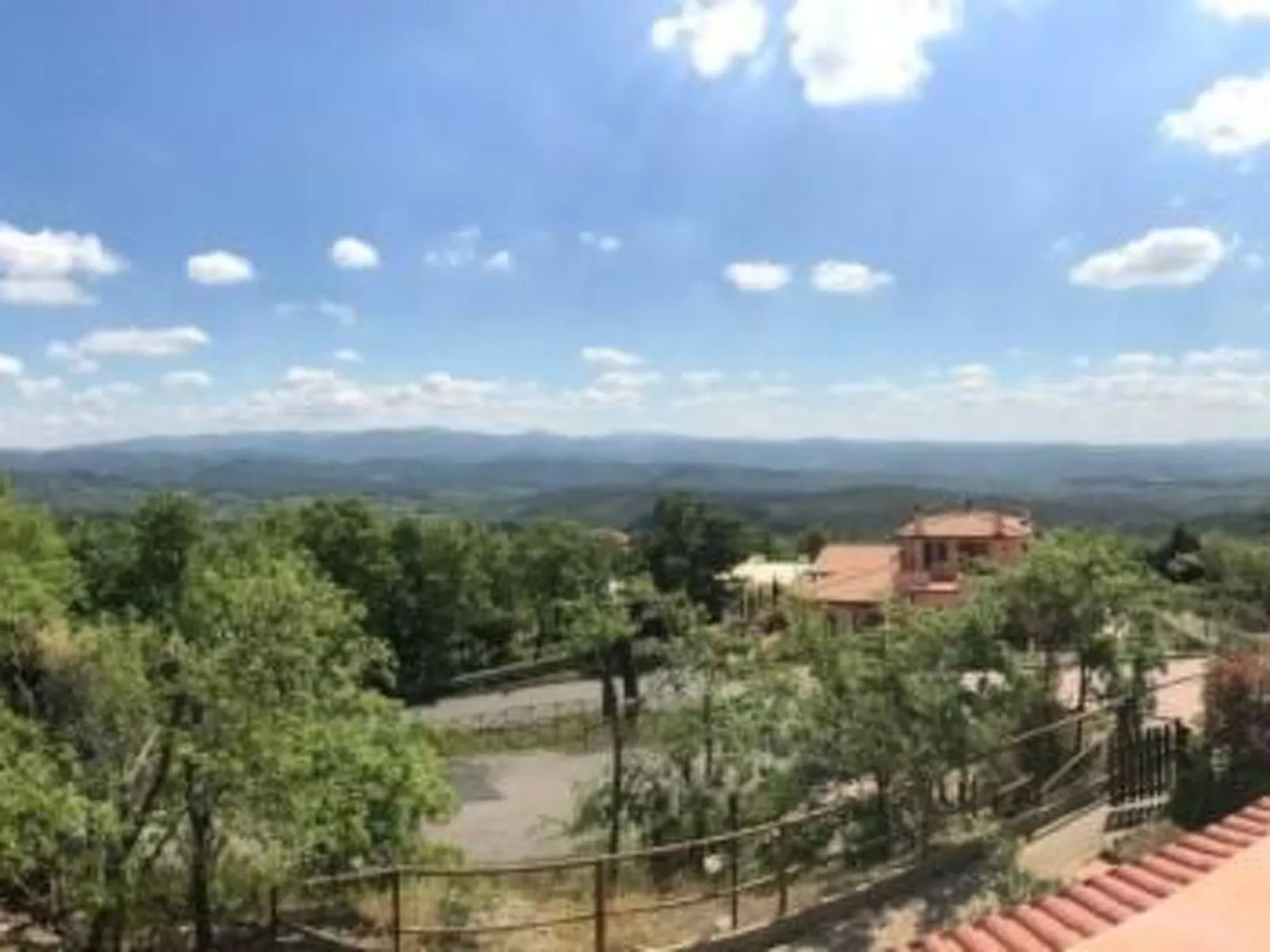 'Horizons' mit Schwimmbad-Buiten