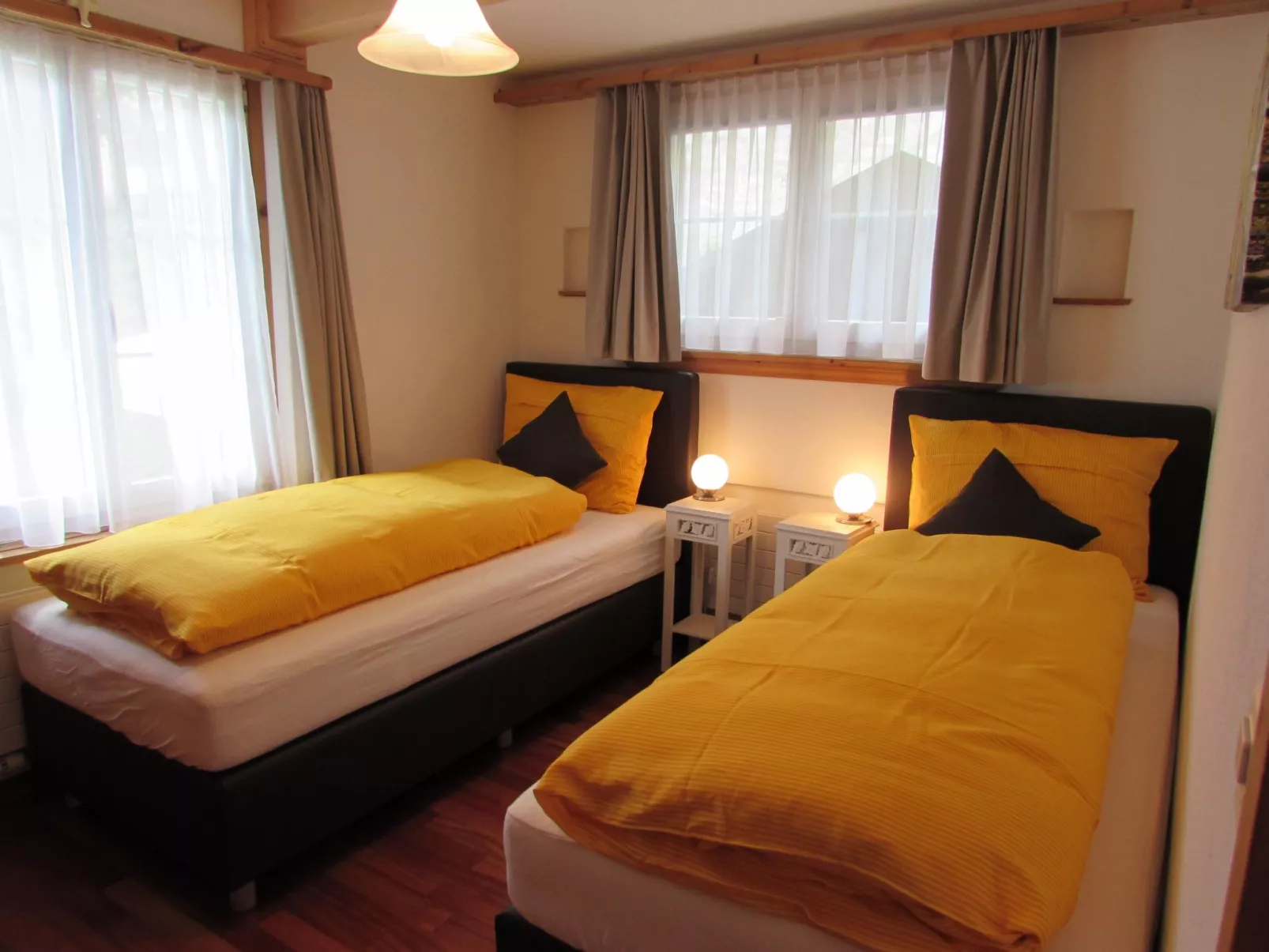 Chalet Haus am See-Binnen