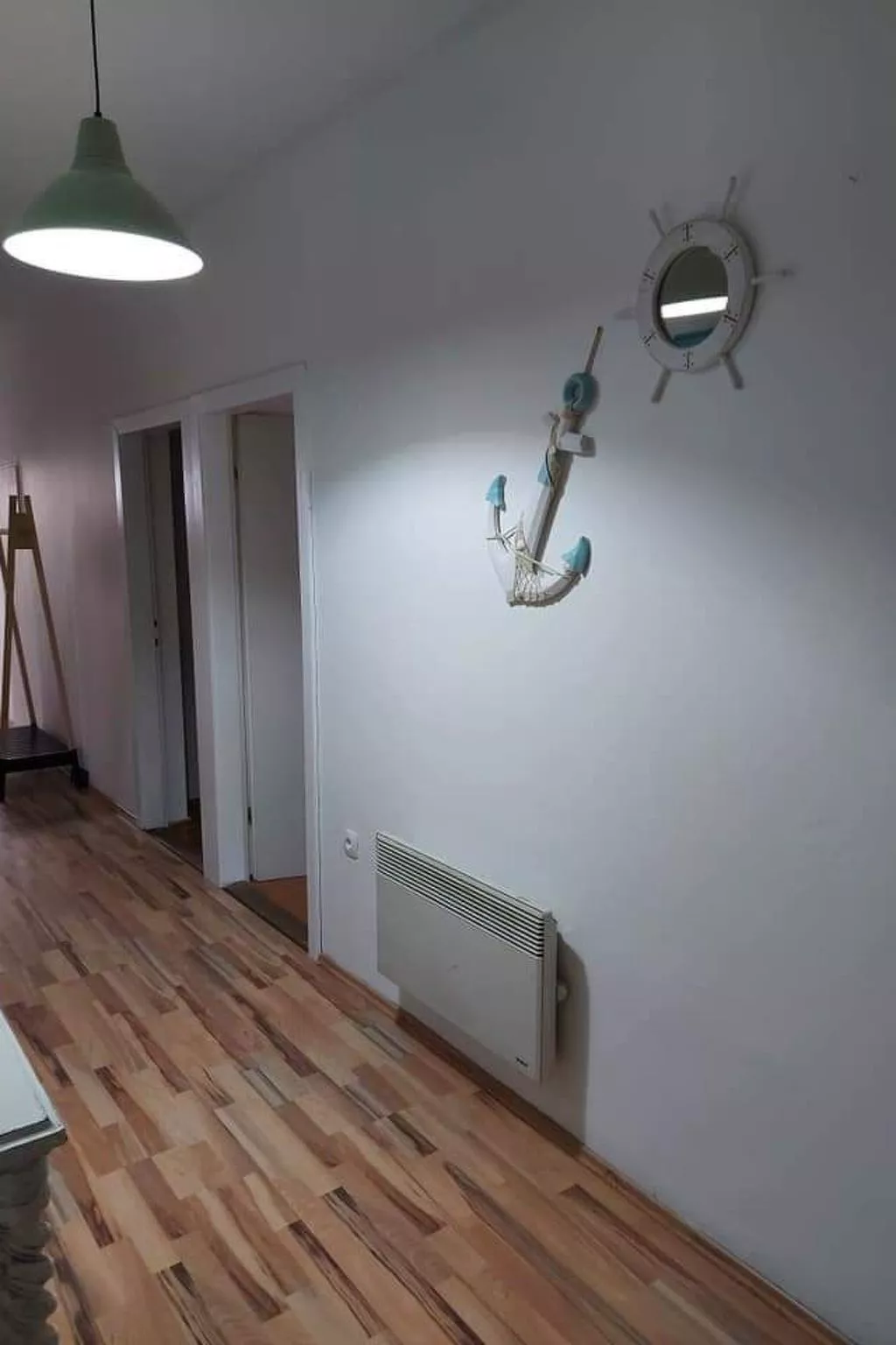 Mit Blick auf das Wasser-Binnen