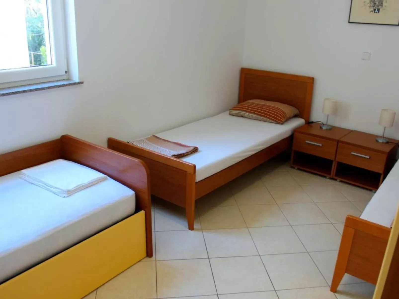 "Milan" direkt am Strand-Binnen