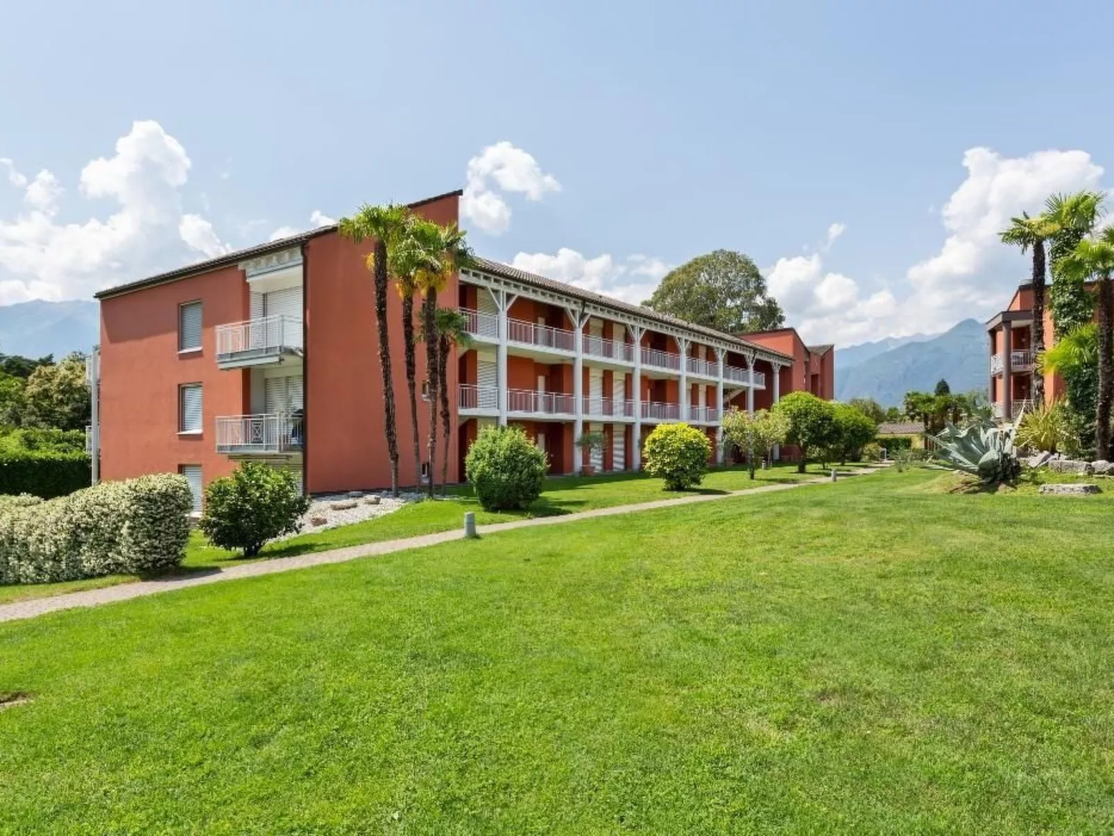 Golf Ranch, 1er Stock-Buiten