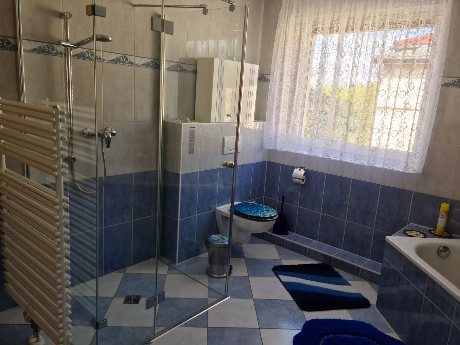 Schöne Ferienwohnung in Alt-Marzahn-Binnen