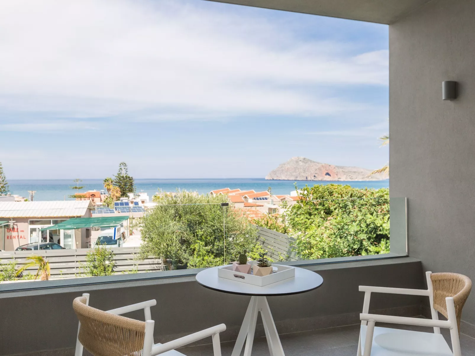 Villa mit beheiztem Pool in der Nähe von Strand und Geschäften-Image-tags.info