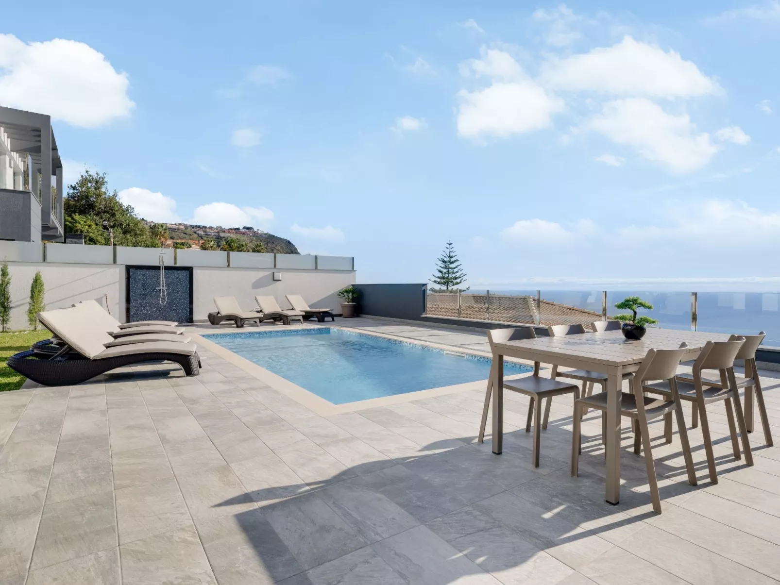 Ferienvilla 'Coco Tangalla'-Image-tags.info