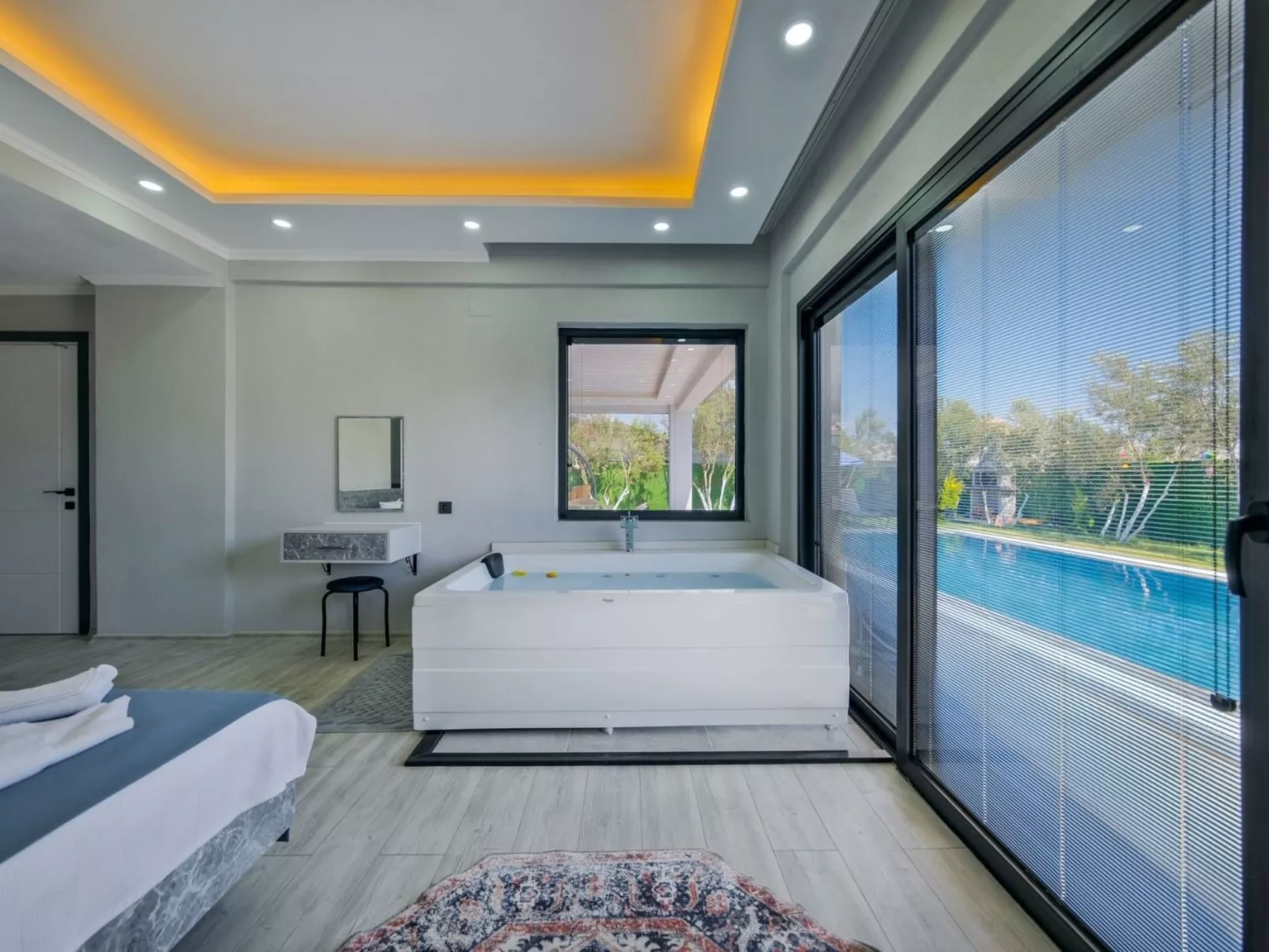 Villa in der Natur-Image-tags.info