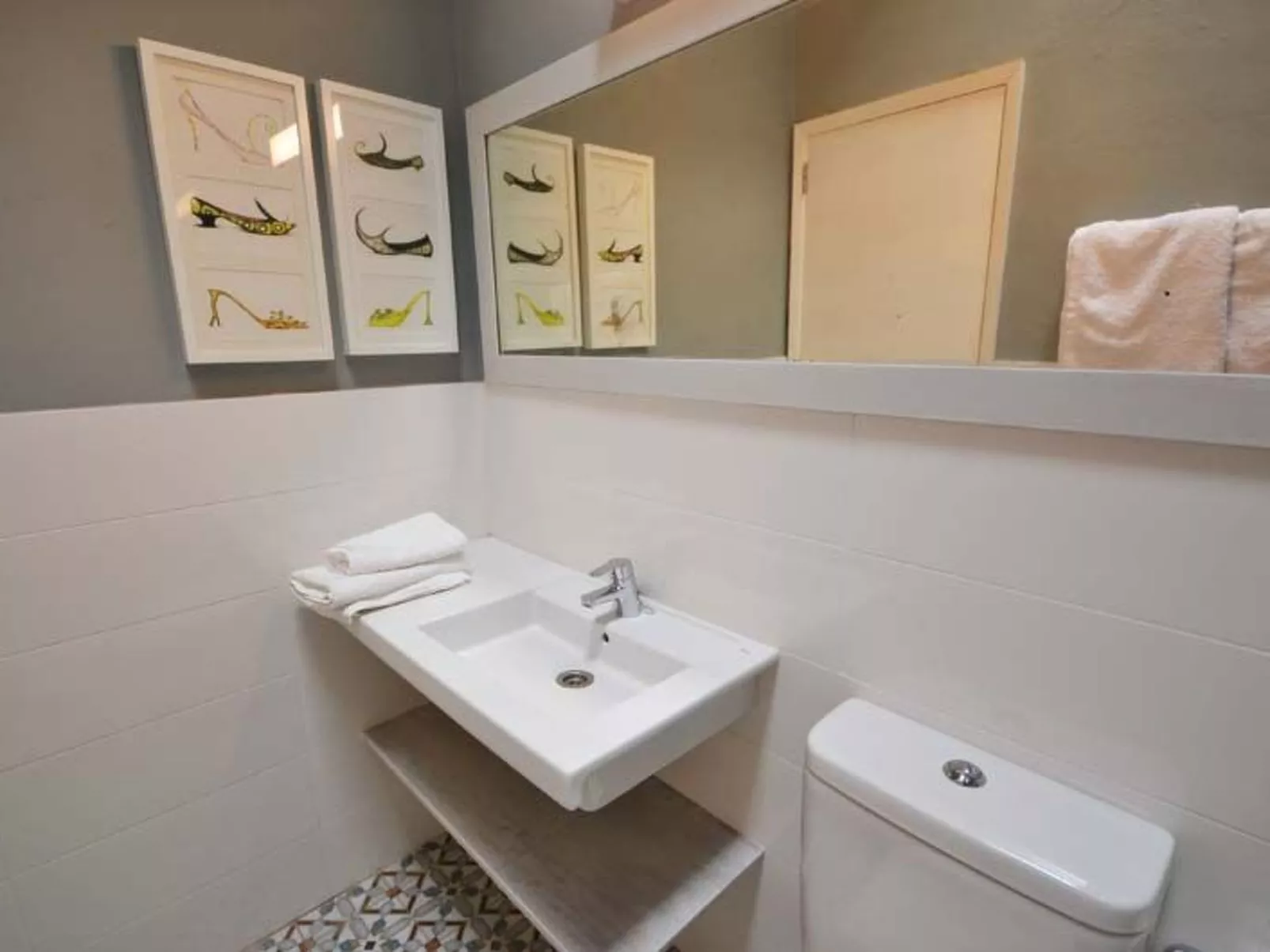 MADROÑAL. M08GC-Binnen