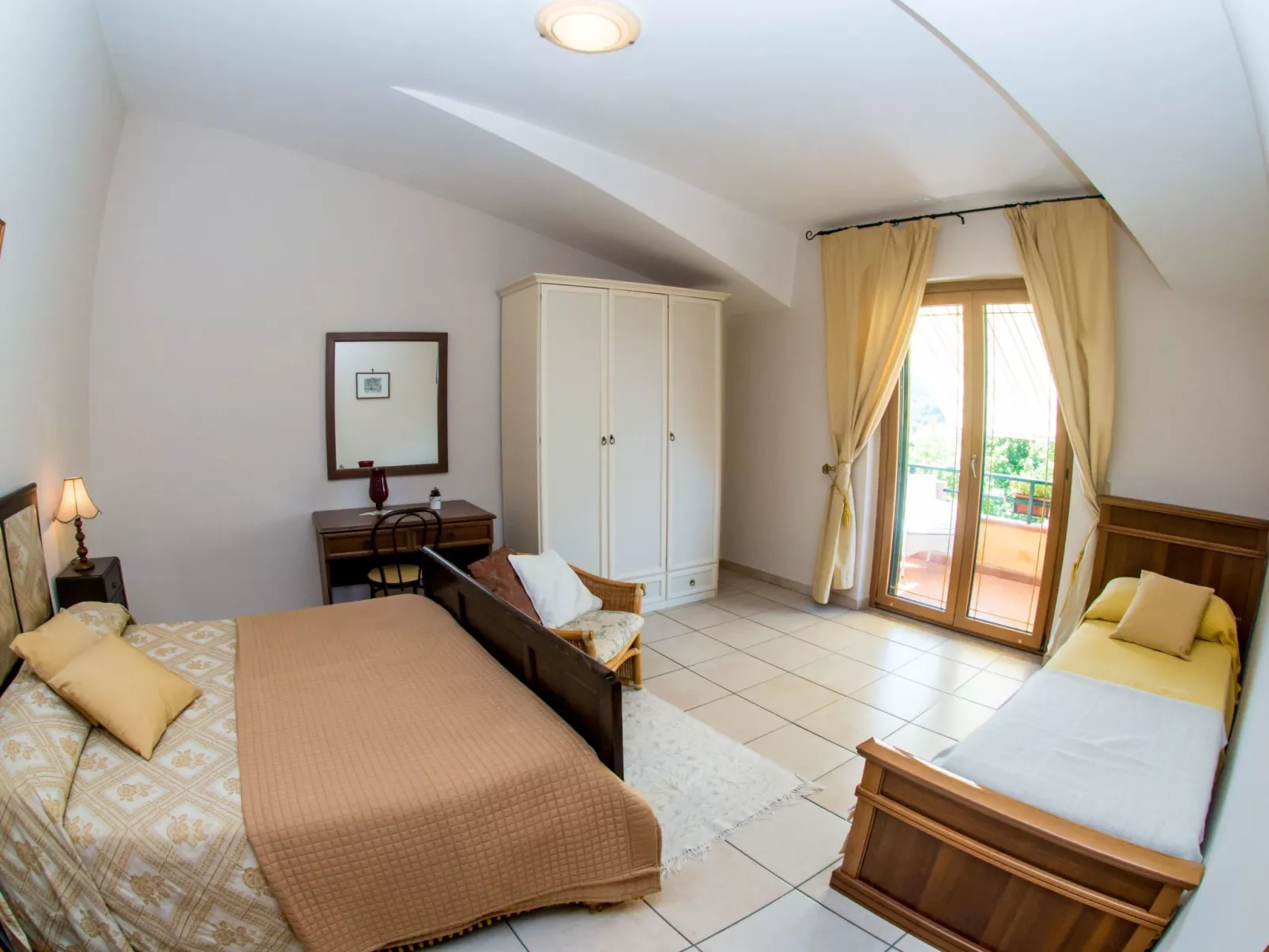 Appartement in Centola mit Grill, Terrasse und Garten-Binnen