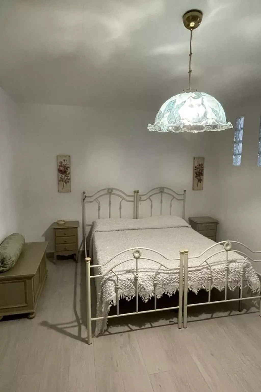 Wohnung mit Balkon-Binnen