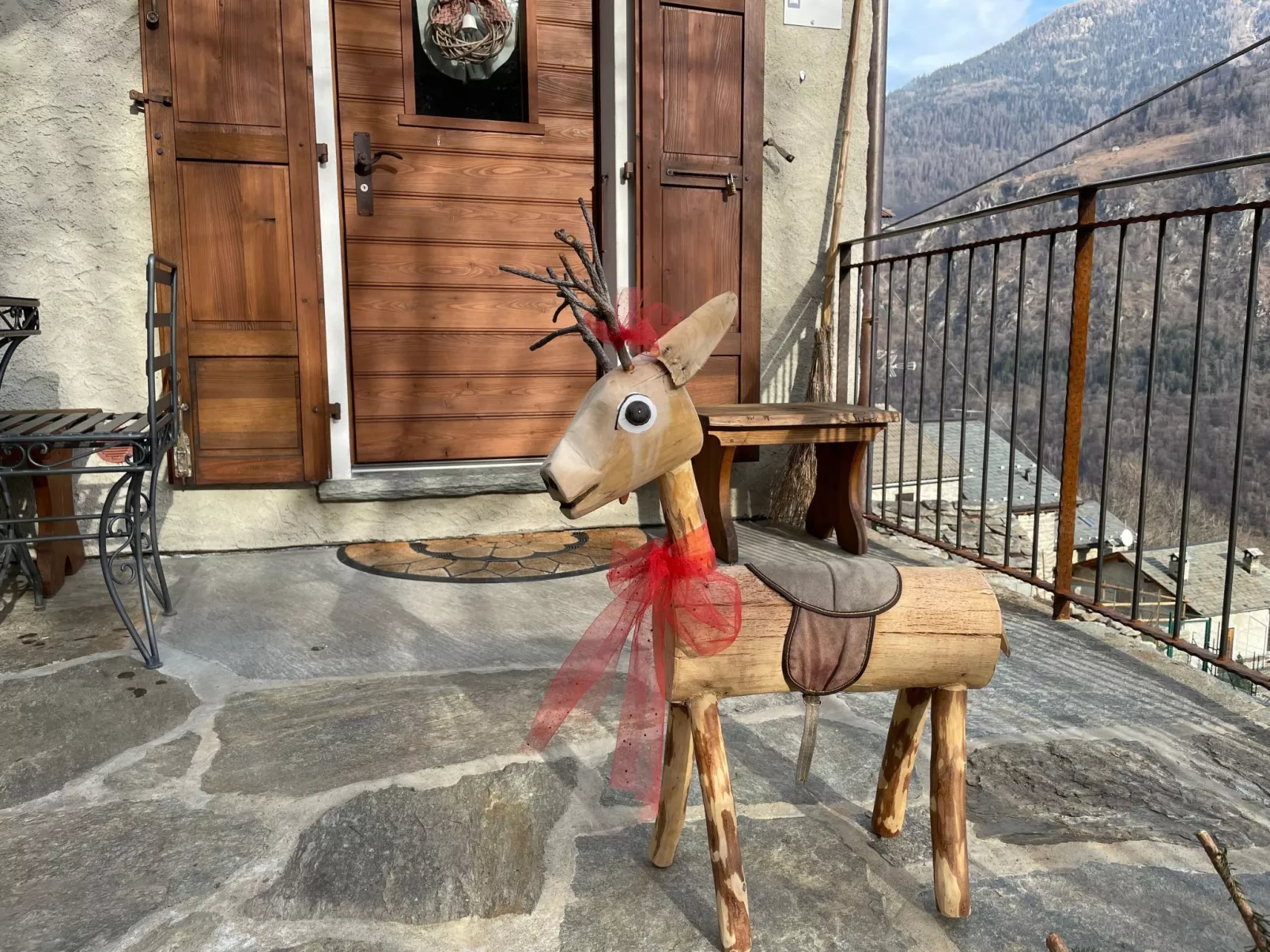 Chalet 'Casa al Pozzo' mit Bergblick-Buiten