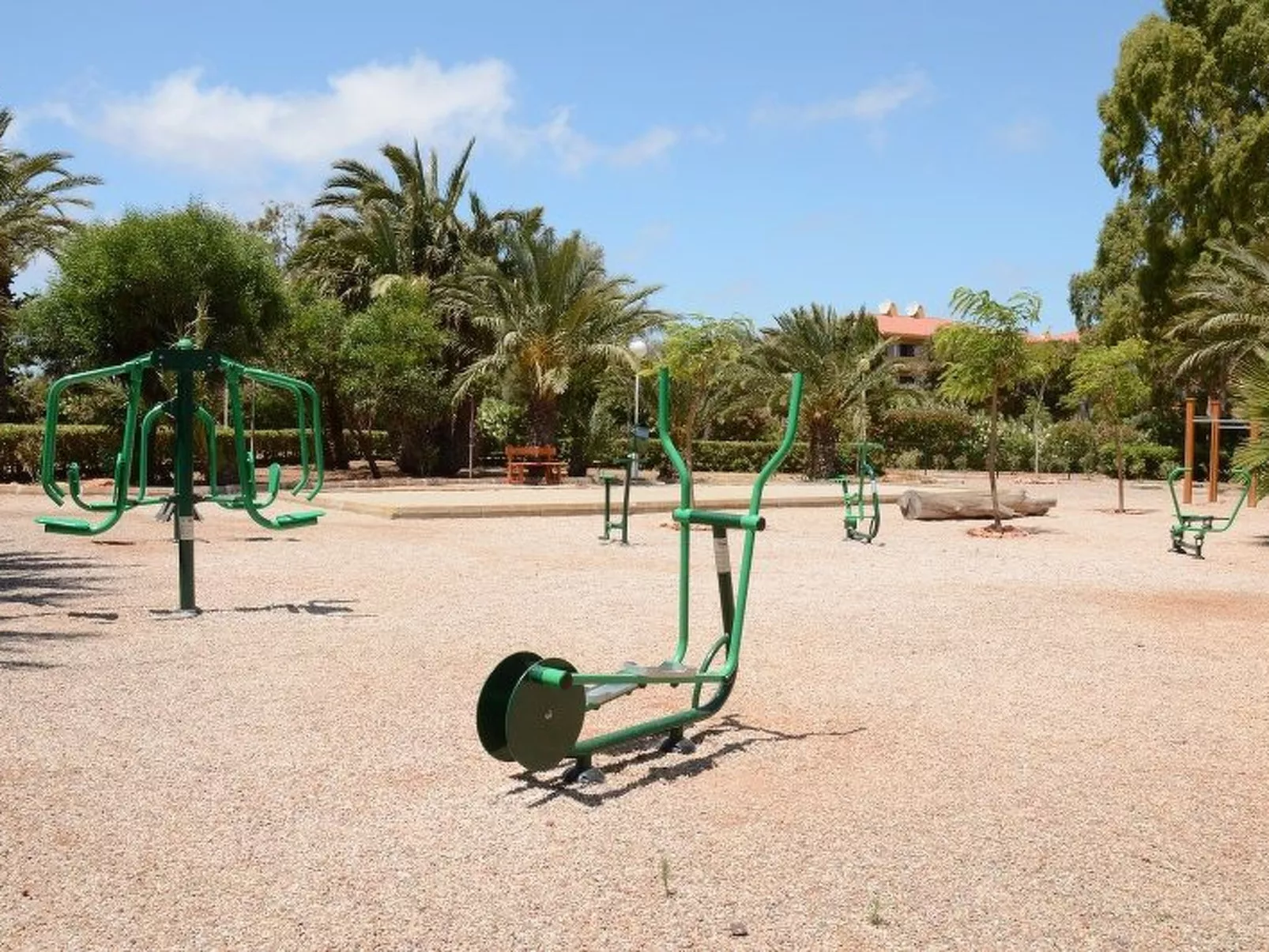 Studio-Appartement mit Terrasse-Buiten