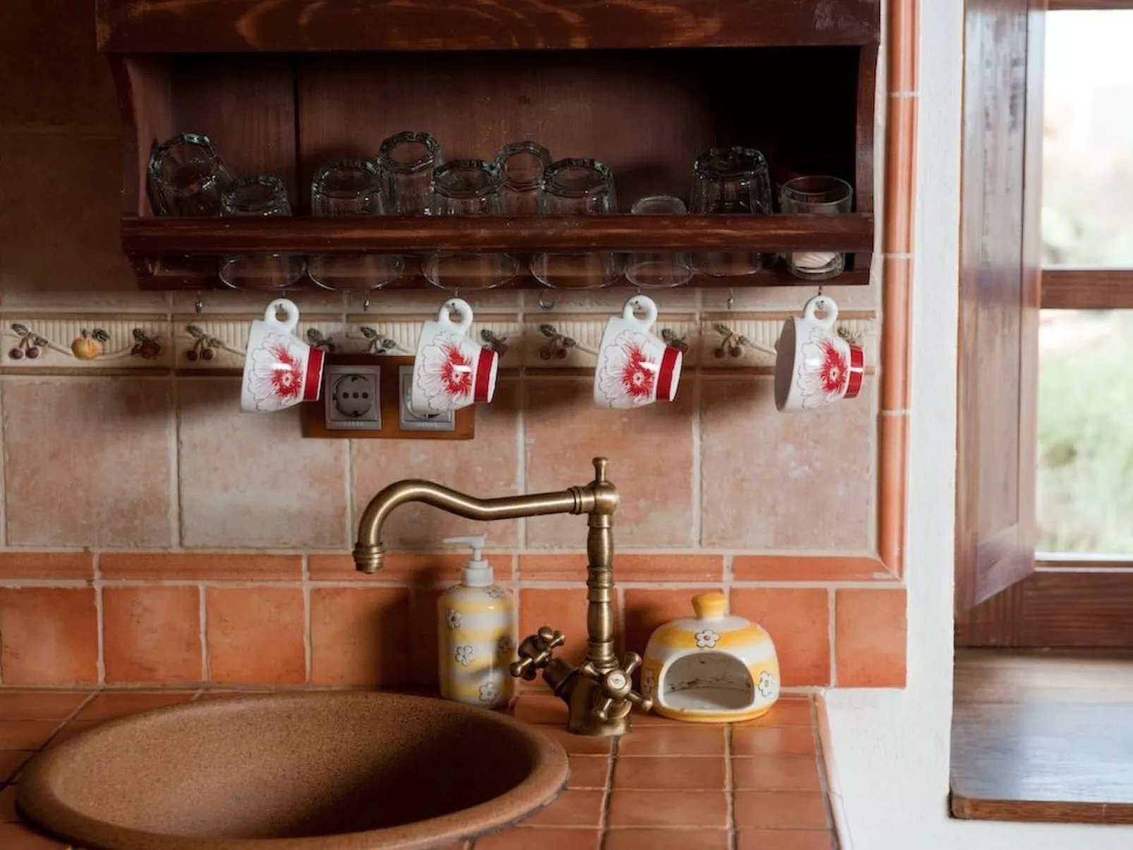 Kanarisches Haus mit privatem Pool und Garten-Binnen