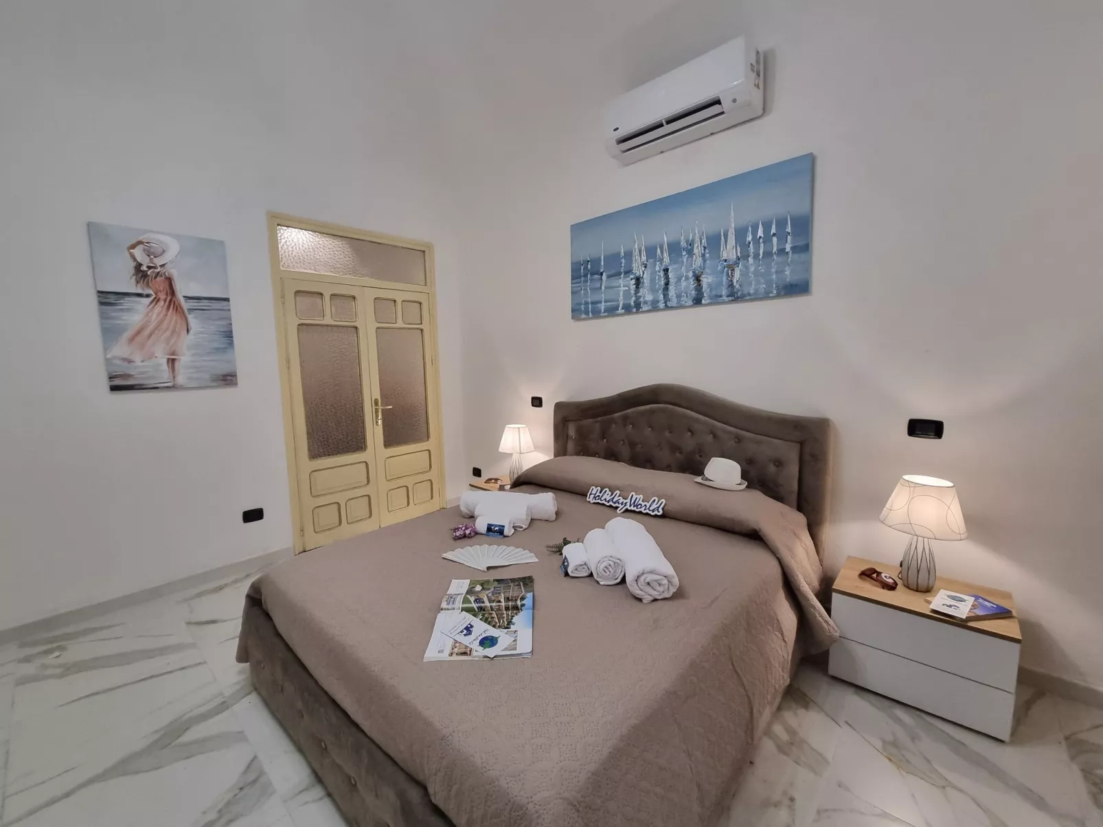 Donna Lidia von Holiday World-Image-tags.info