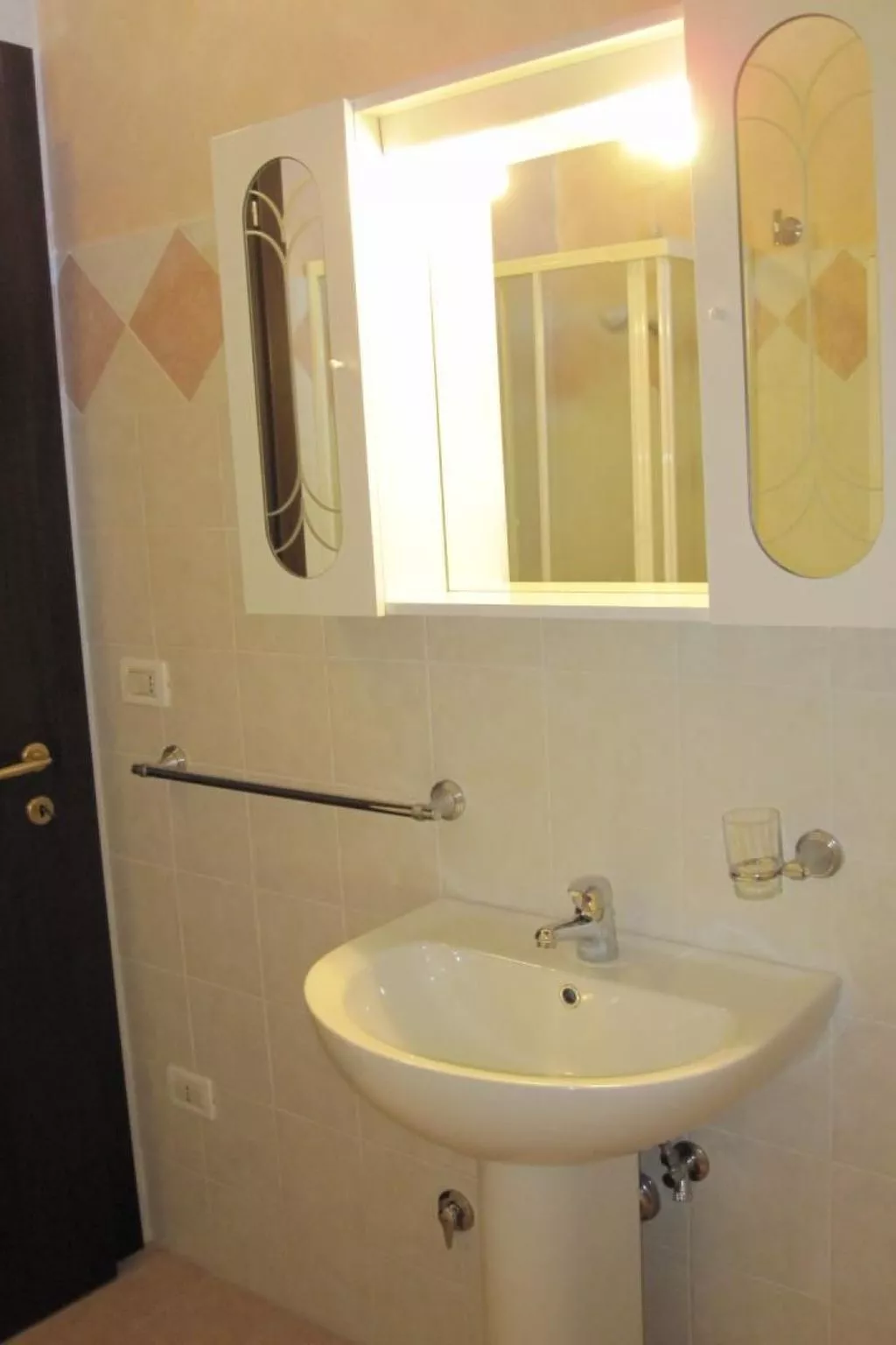 In Notaresco mit Grill und Garten-Binnen