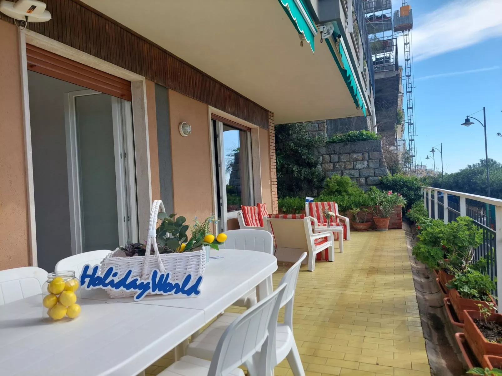 Seaside Heritage Retreat by Holiday World-Buiten