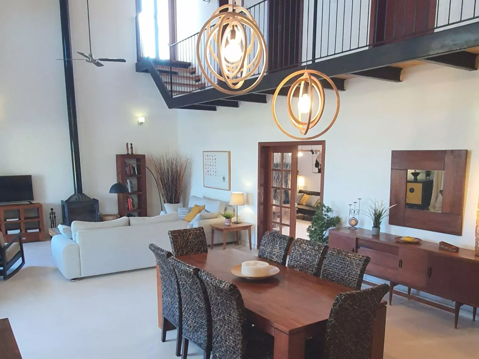 Sohn Fred, Campos-Binnen