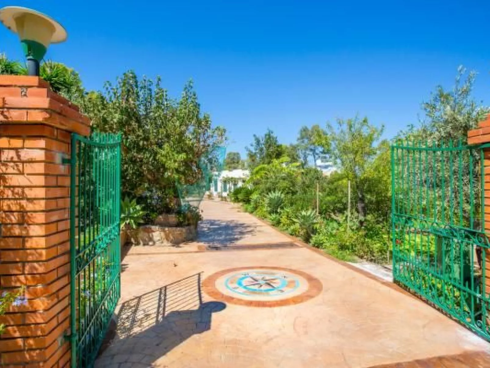 Weißes Haus Rais Gerbi Wohnung-Image-tags.info