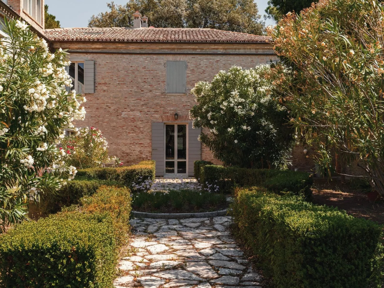 Wohnung in einem Turm mit Aussicht-Buiten