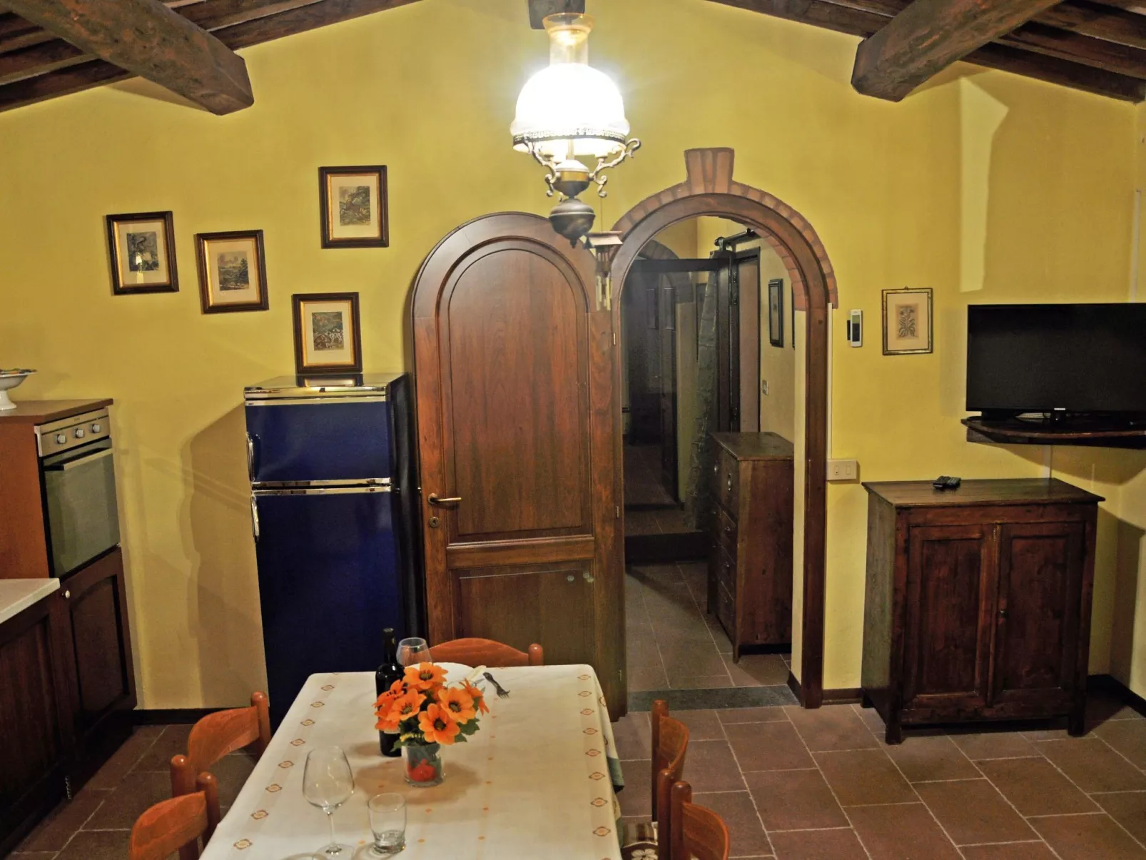 Pfirsichhaus mit Schwimmbad, Jacuzzi und privatem Garten-Image-tags.info