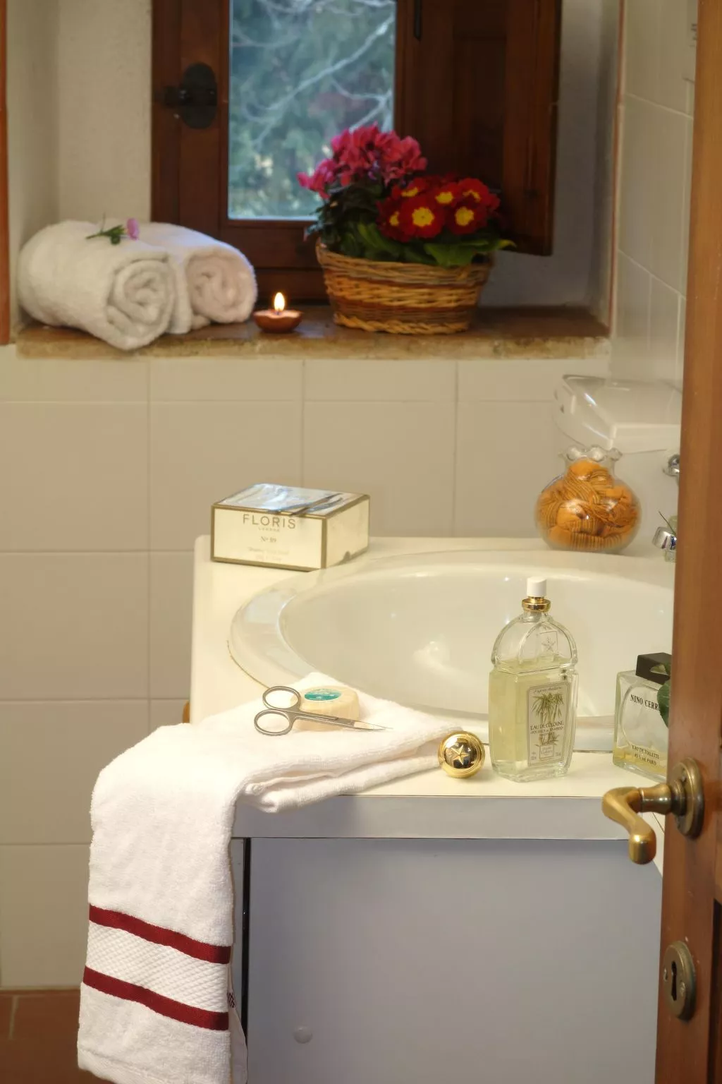 Urlaub flach weiß - Binnen