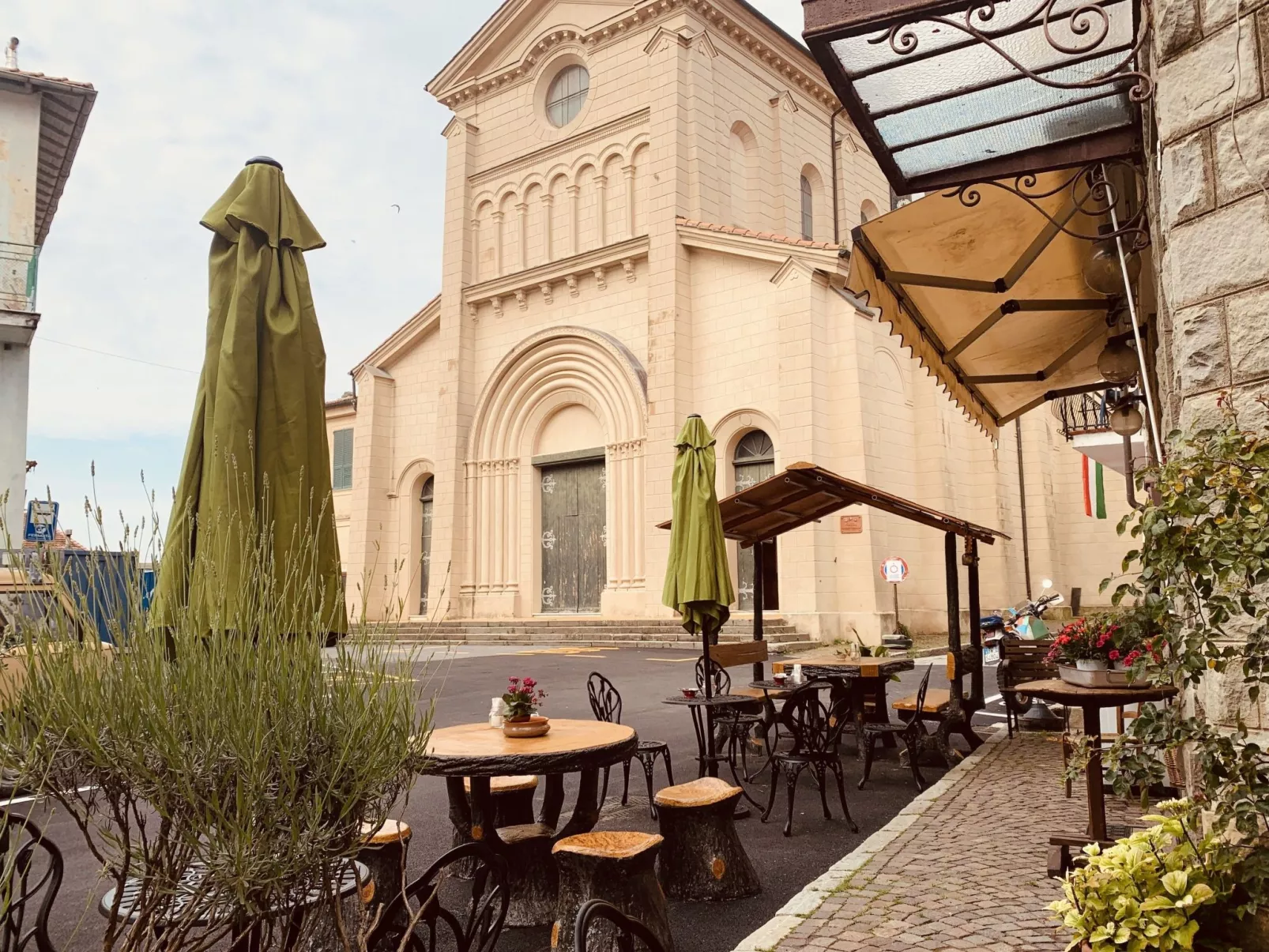 Retreat with a  View by Holiday World-Binnen