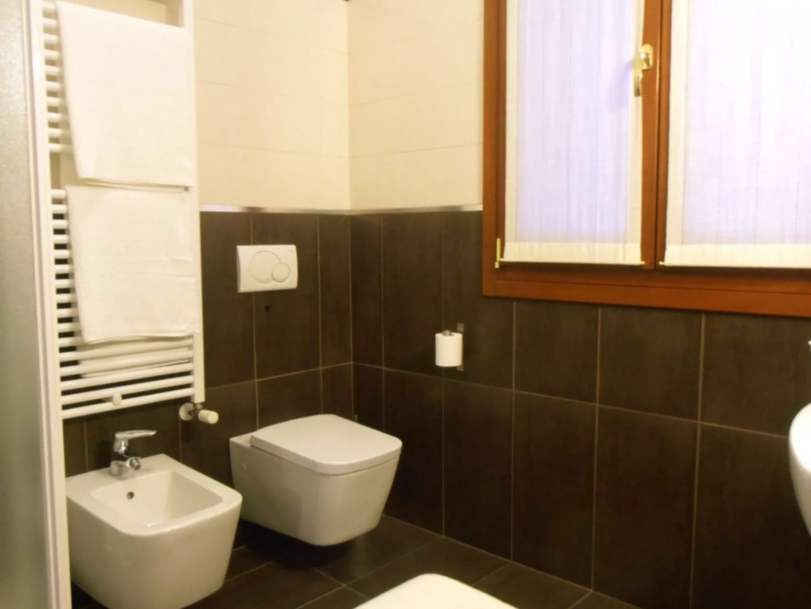 Ca'del Ravano' Wohnung mit Blick aufs Wasser-Binnen