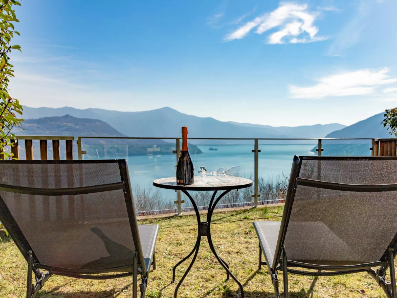 'Delfi' mit Pool-Buiten