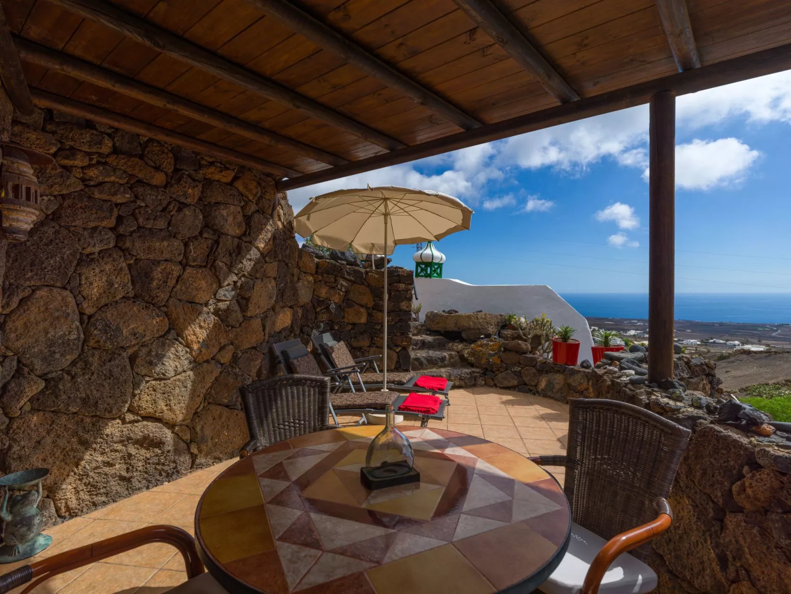 Finca "Castillo Bentley" Schlafen in einer vulkanischen Höhle-Buiten