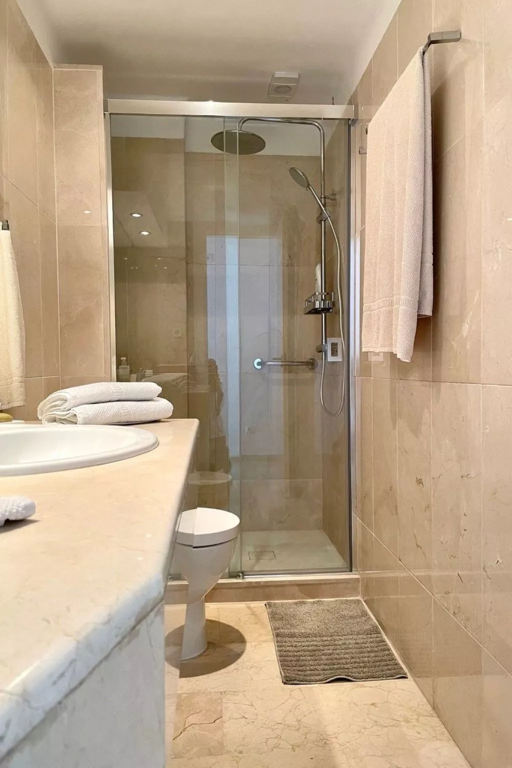 Appartement mit Pool - Binnen