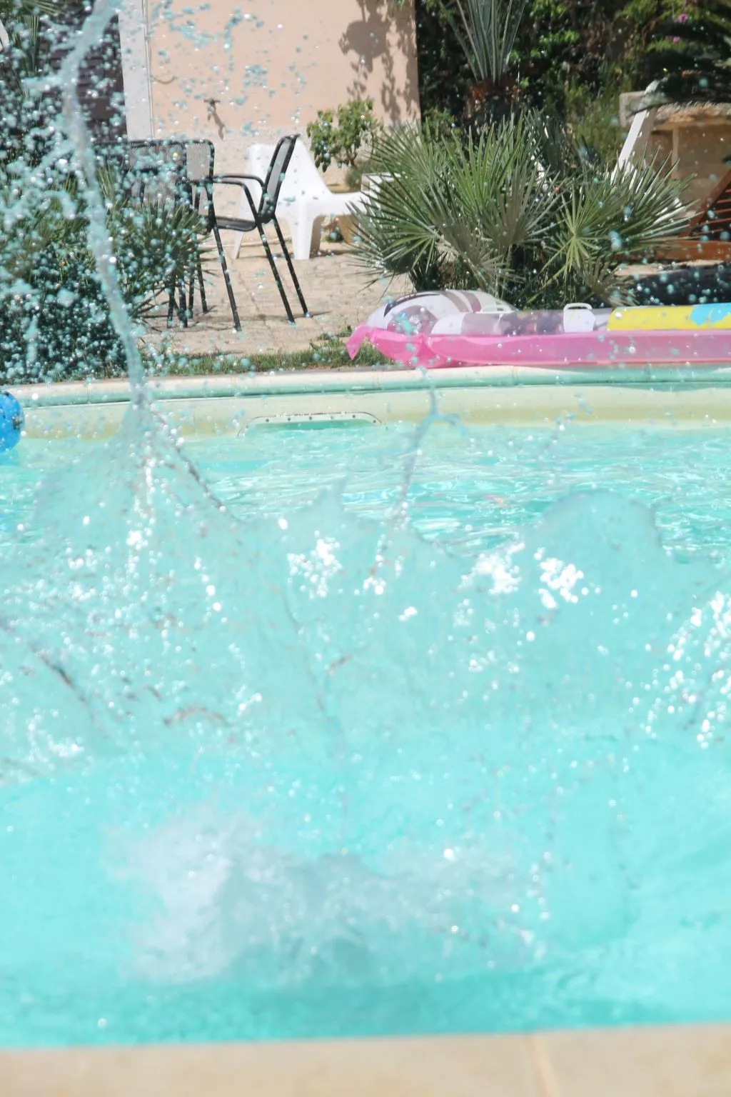 "Villa mit Pool-Image-tags.info