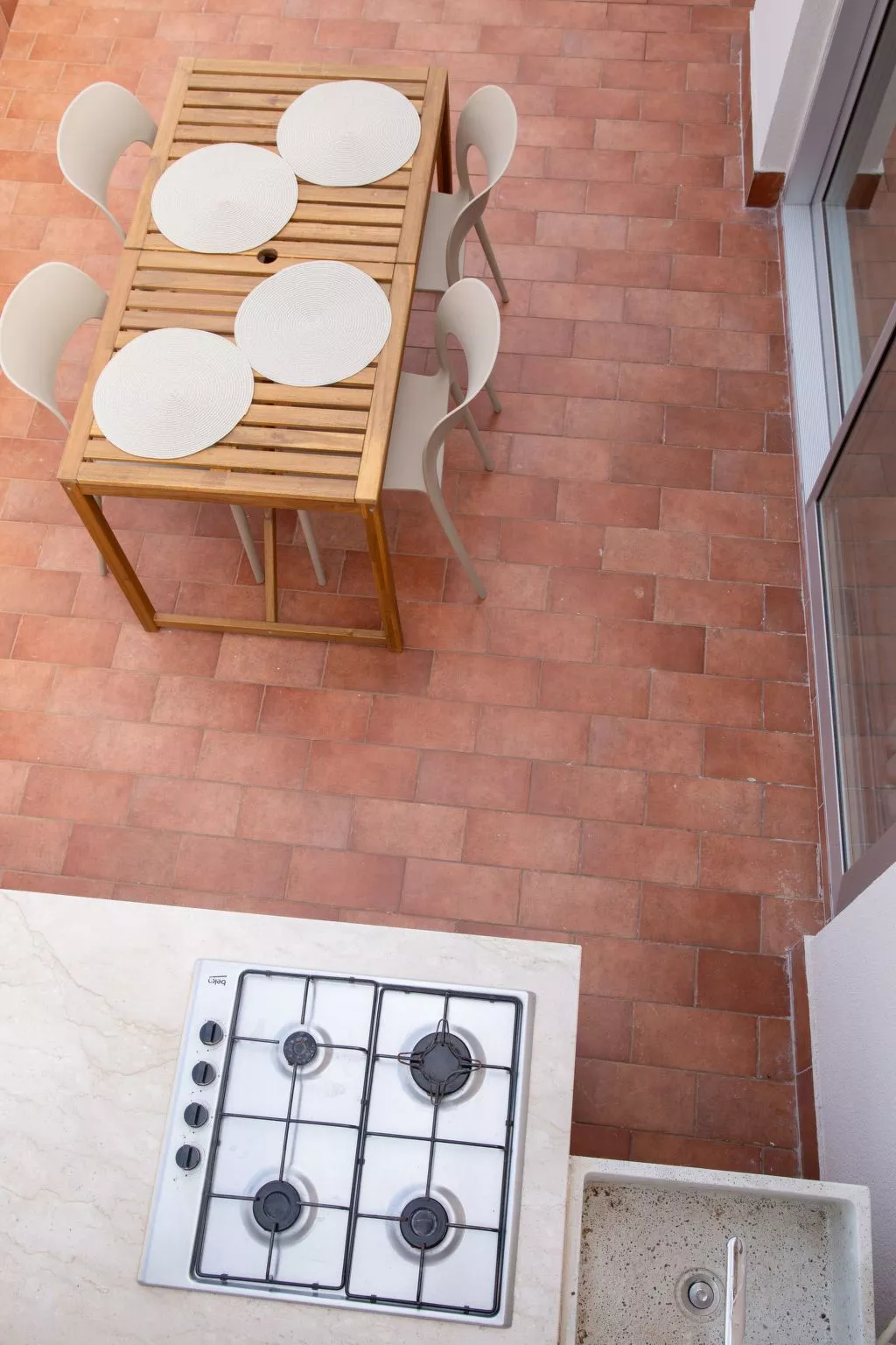 Modernes Loft mit BBQ-Terrasse - Stadtzentrum am Meer-Image-tags.info