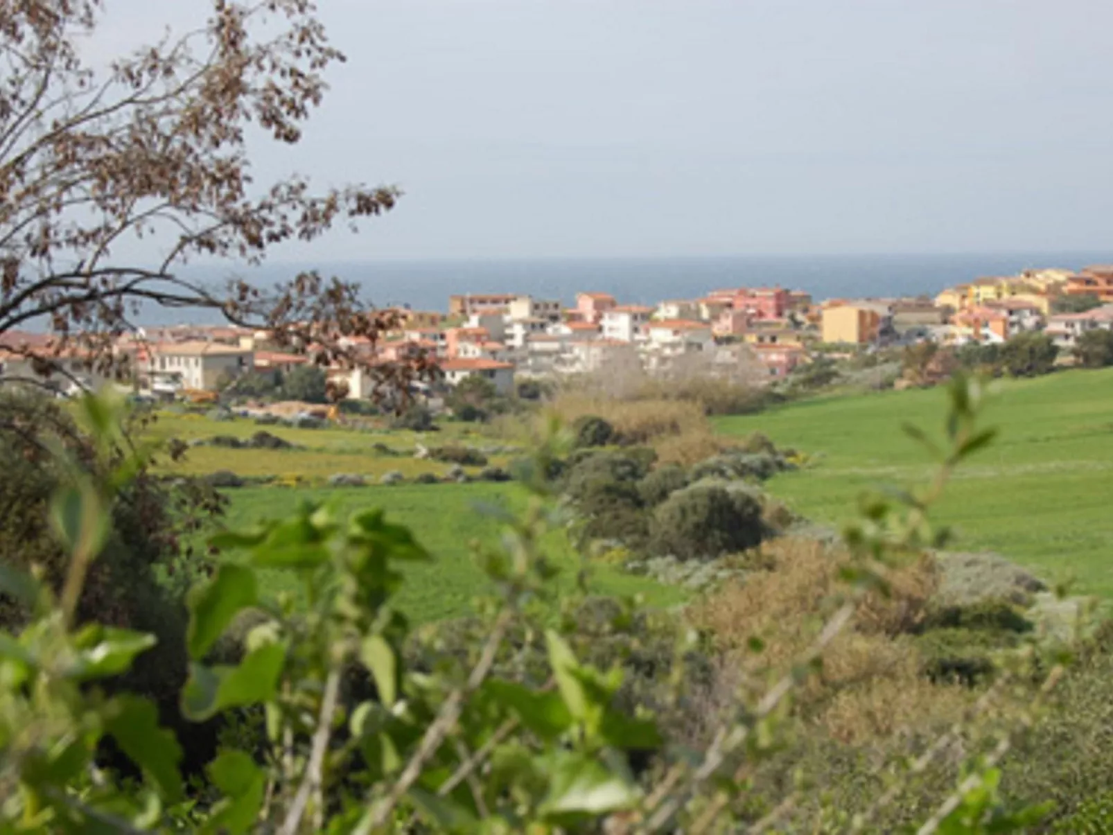 Lubagnu Vacanze- Zwei-Zimmer-Wohnung D-Image-tags.info