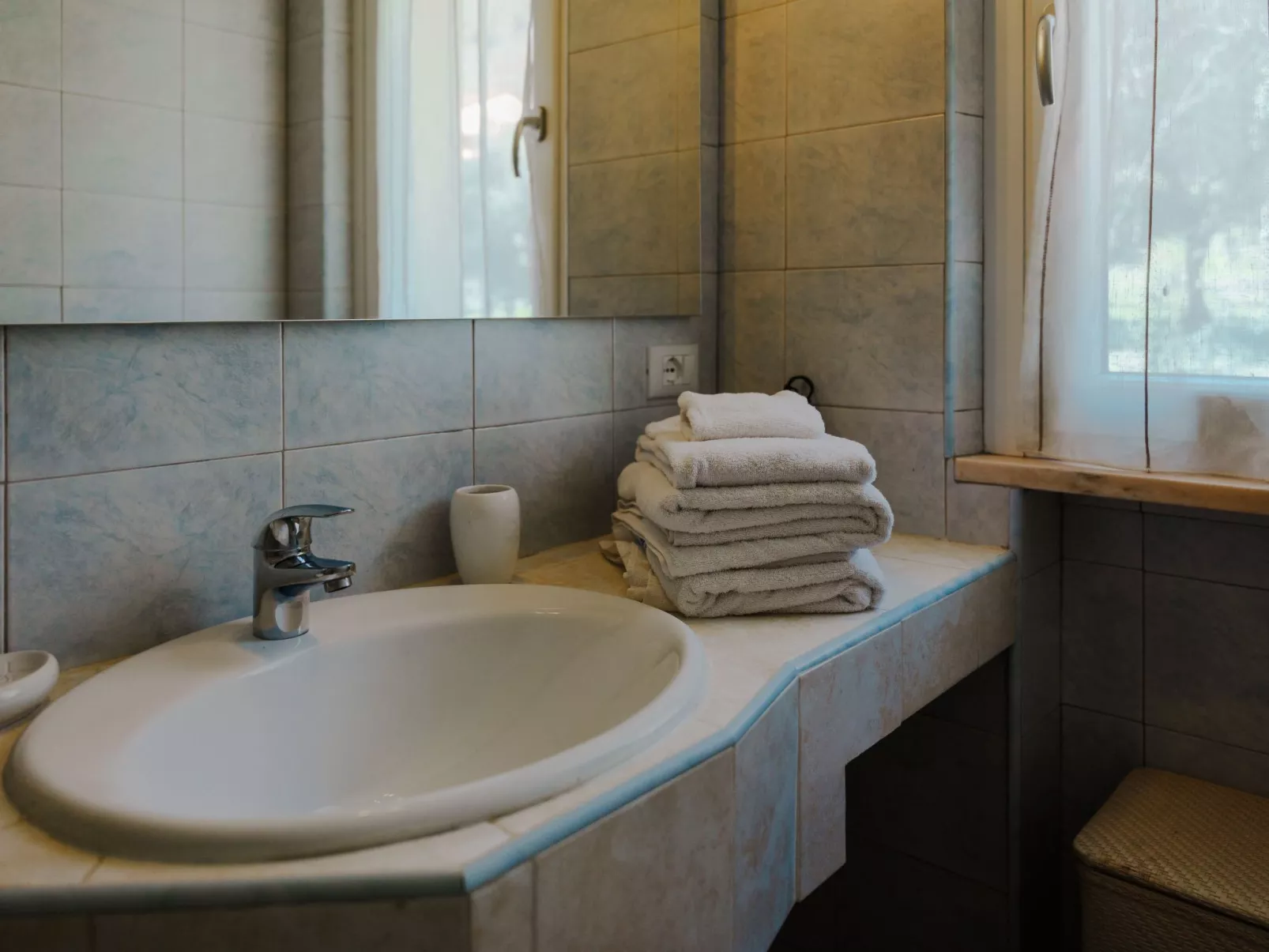 Villa zur alleinigen Nutzung mit 4 Wohnungen-Binnen