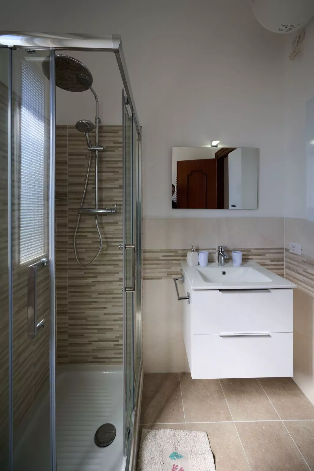 Villa Camilla Wohnung Terrasse-Binnen