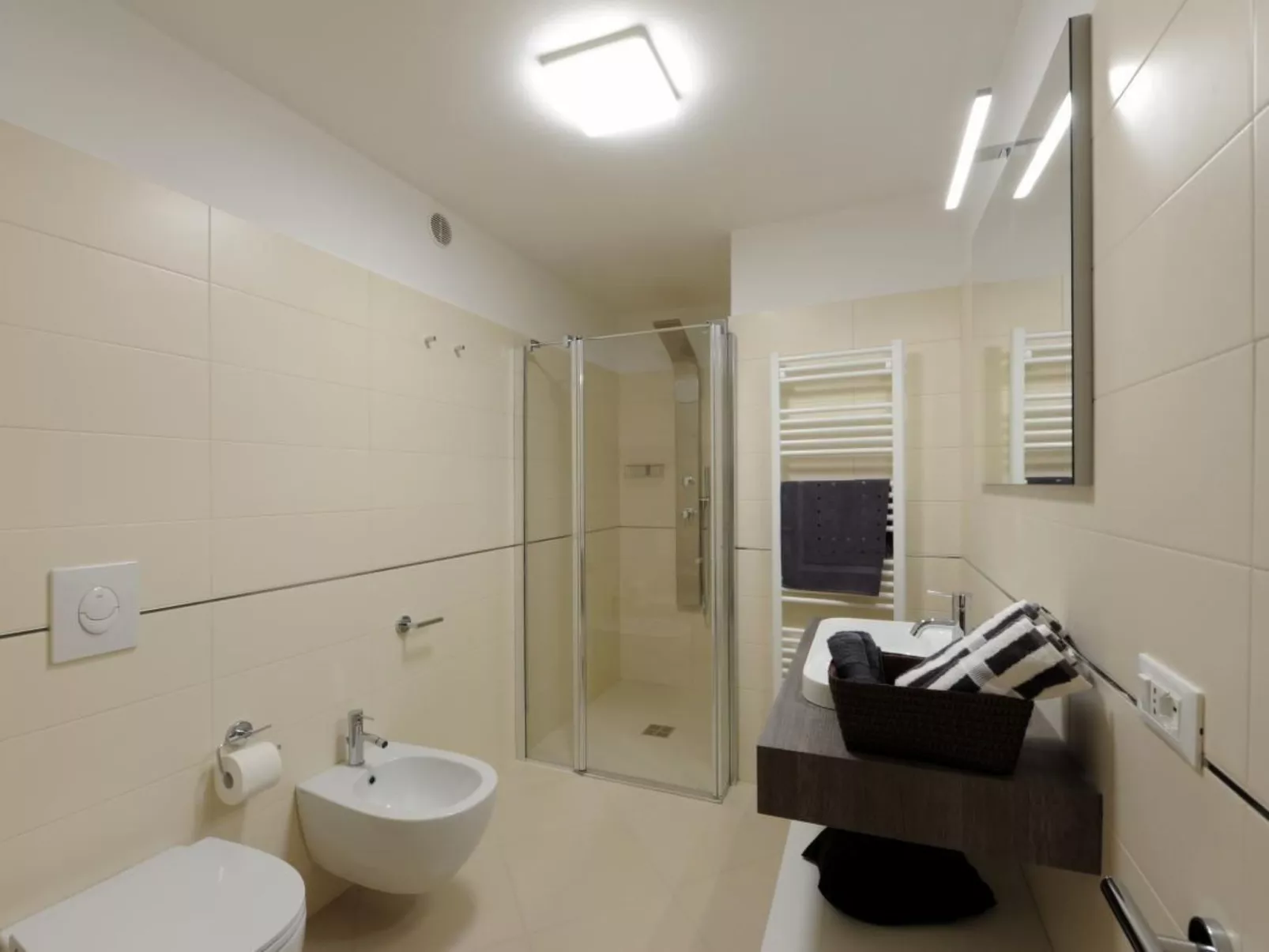 'Bella Vacanza 2-Image-tags.info