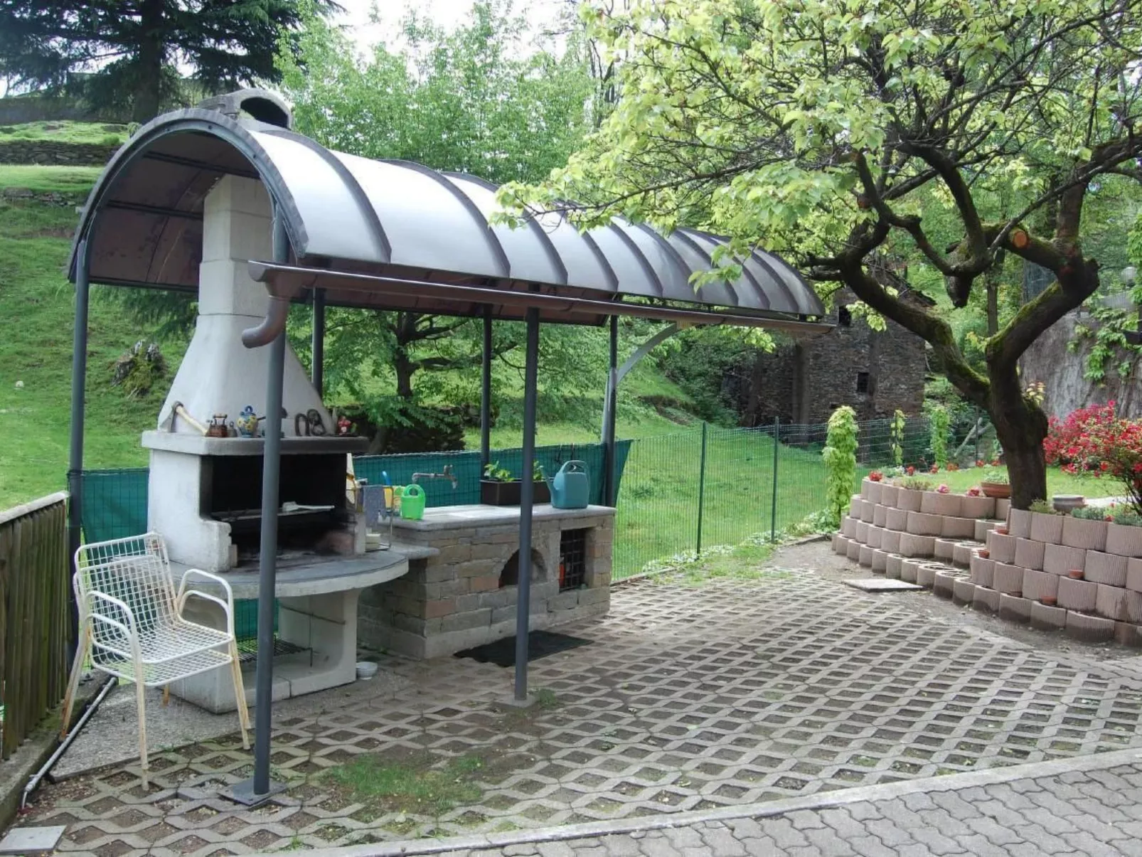 Wohnung Annetta mit Sicht auf See und Berge-Image-tags.info