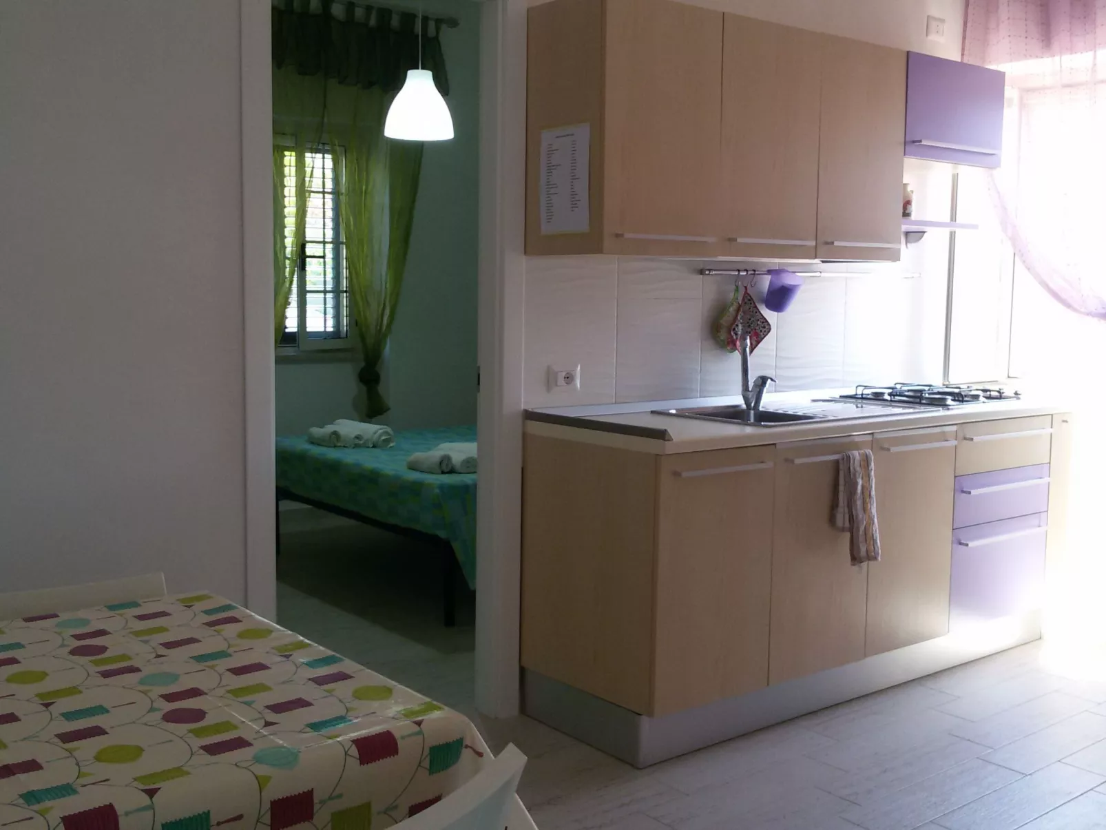 Zwei-Zimmer-Penthouse-Wohnung mit Terrasse mit Meerblick-Image-tags.info